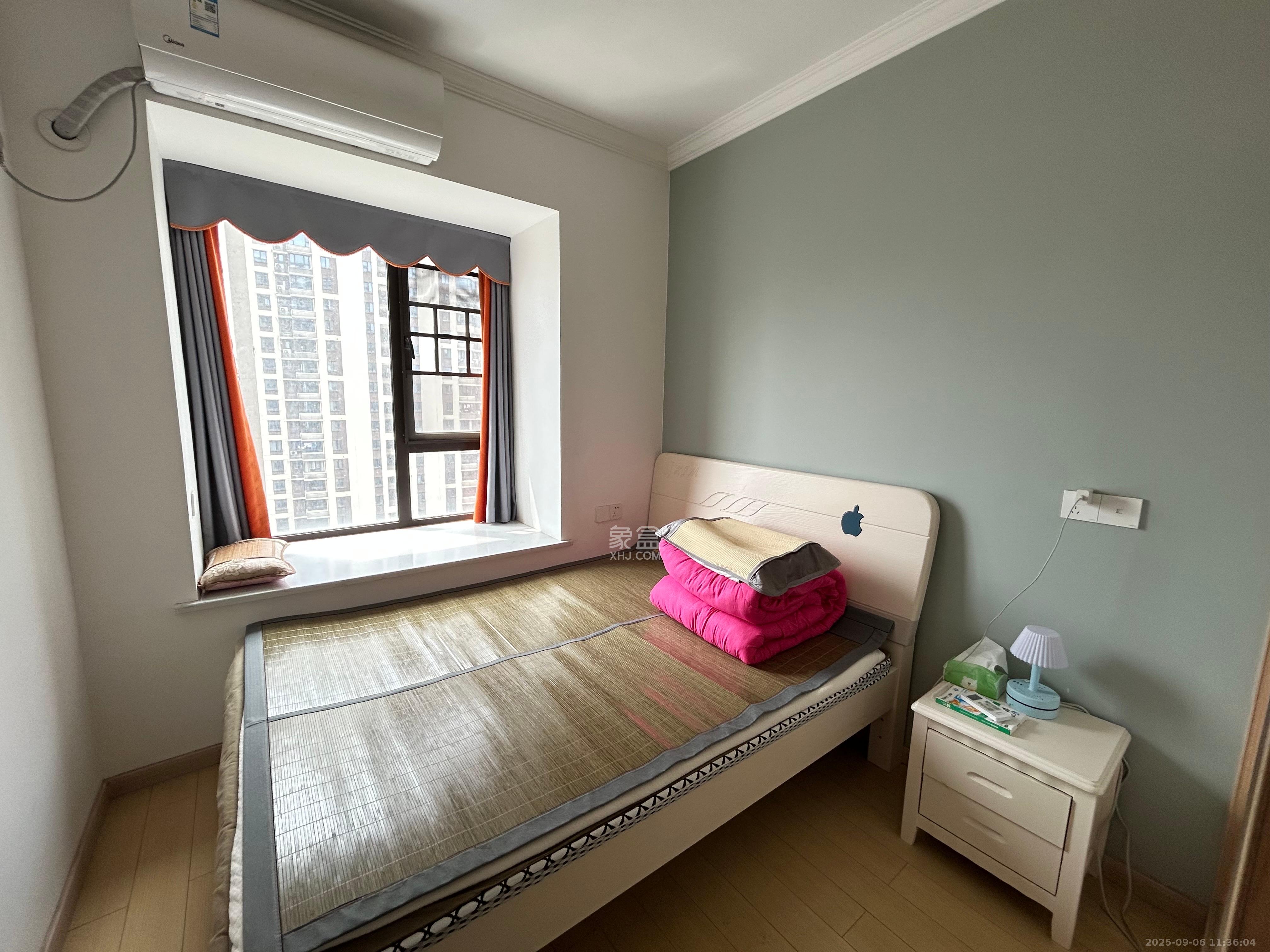 南益名士豪庭  3室2厅1卫    2700.0元/月室内图