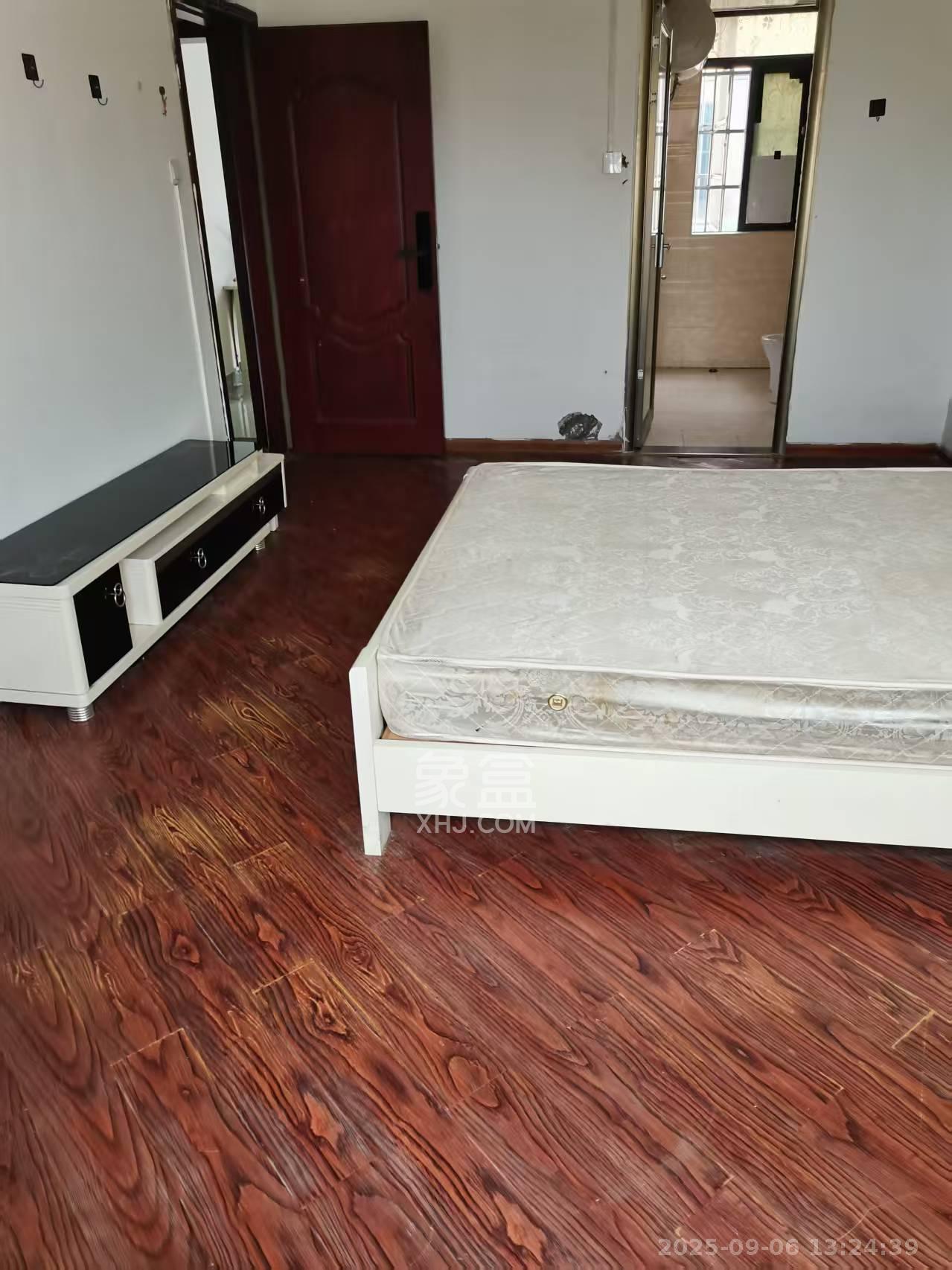 江河双水湾  1室1厅1卫    800.0元/月室内图