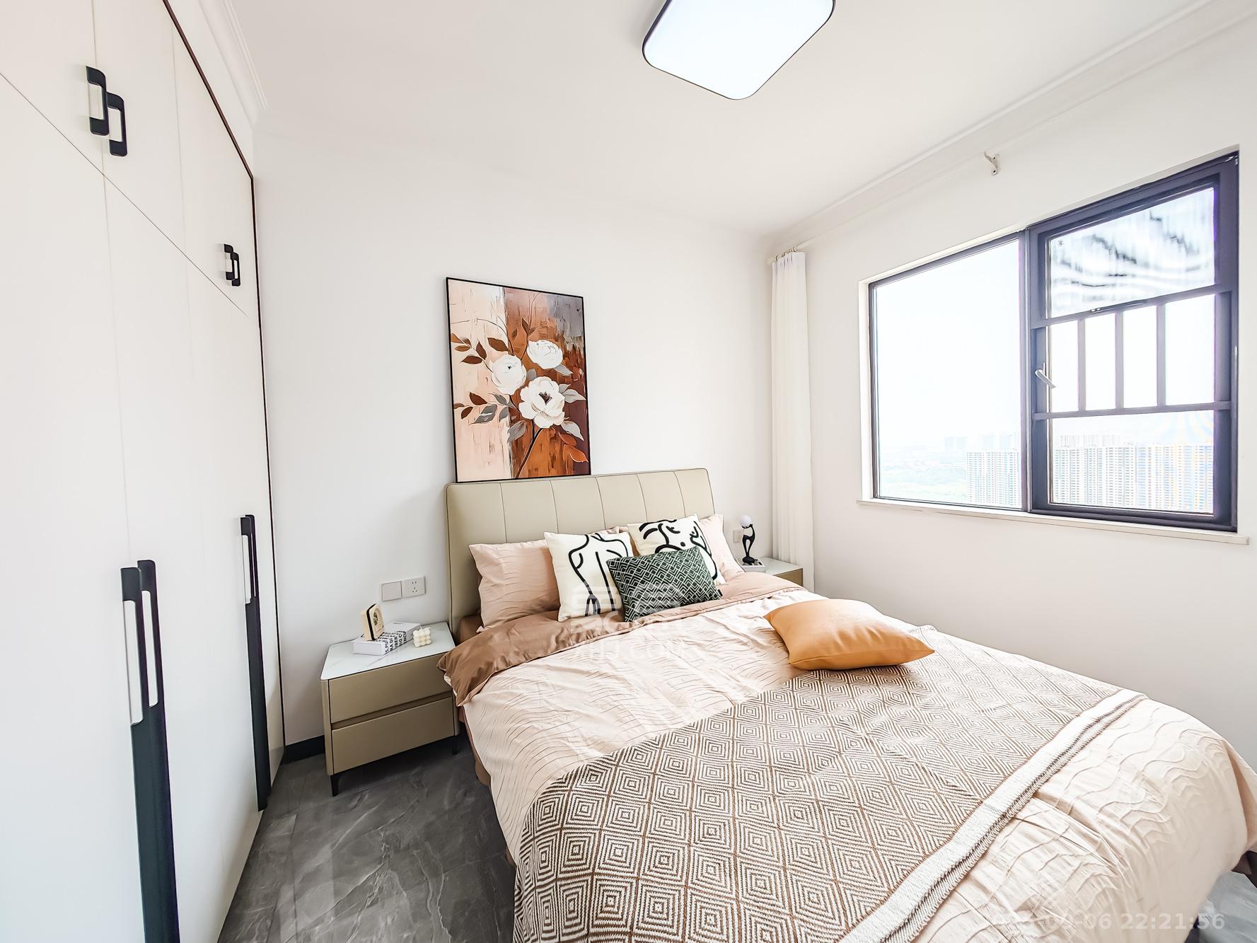 恒基旭辉湖山赋 3室2厅2卫 99.8万 恒基旭辉湖山赋 3室2厅2卫 99.8万卧室