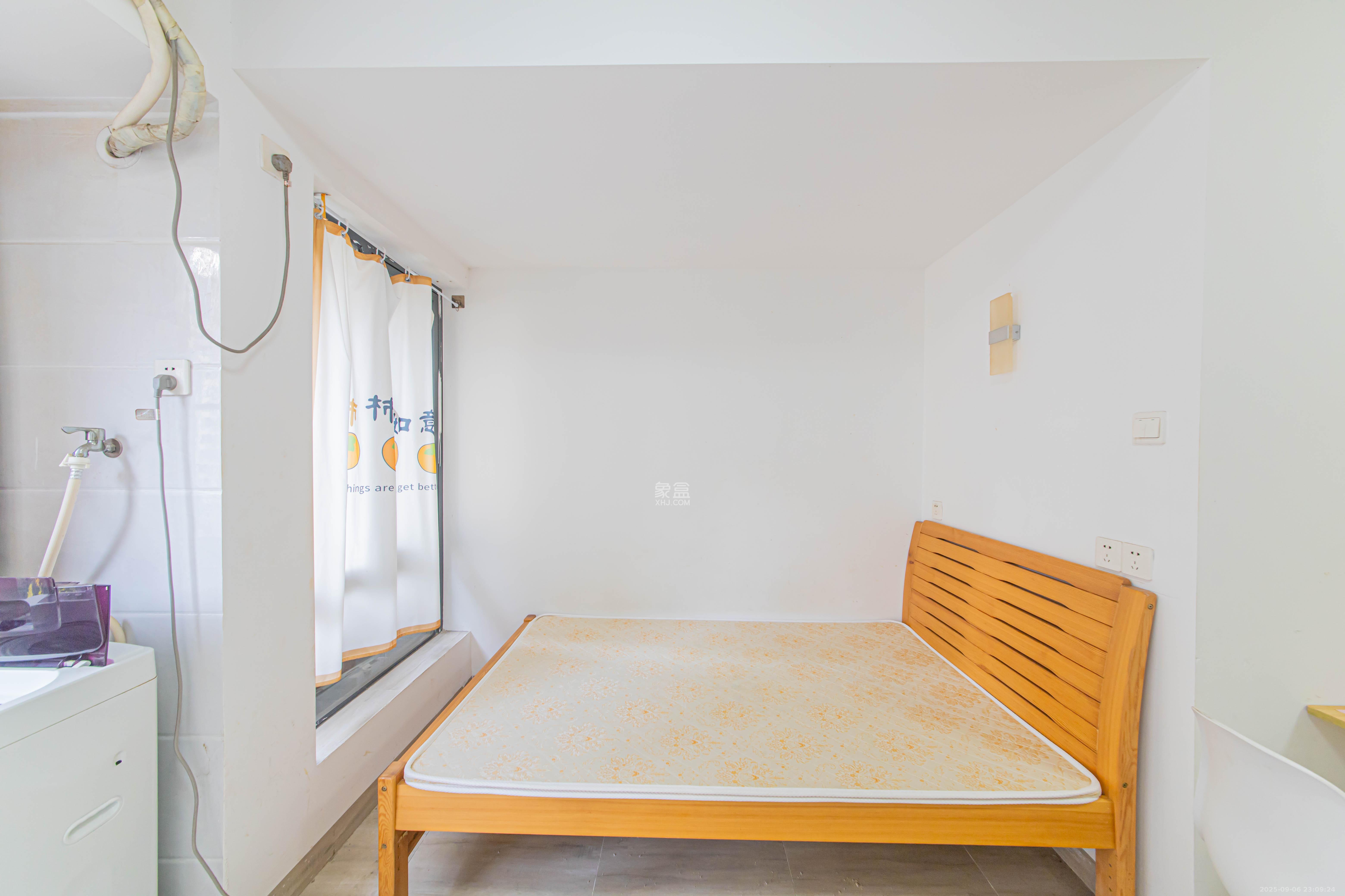 中建芙蓉嘉苑 1室1厅1卫 16.0万 中建芙蓉嘉苑 1室1厅1卫 16.0万客厅