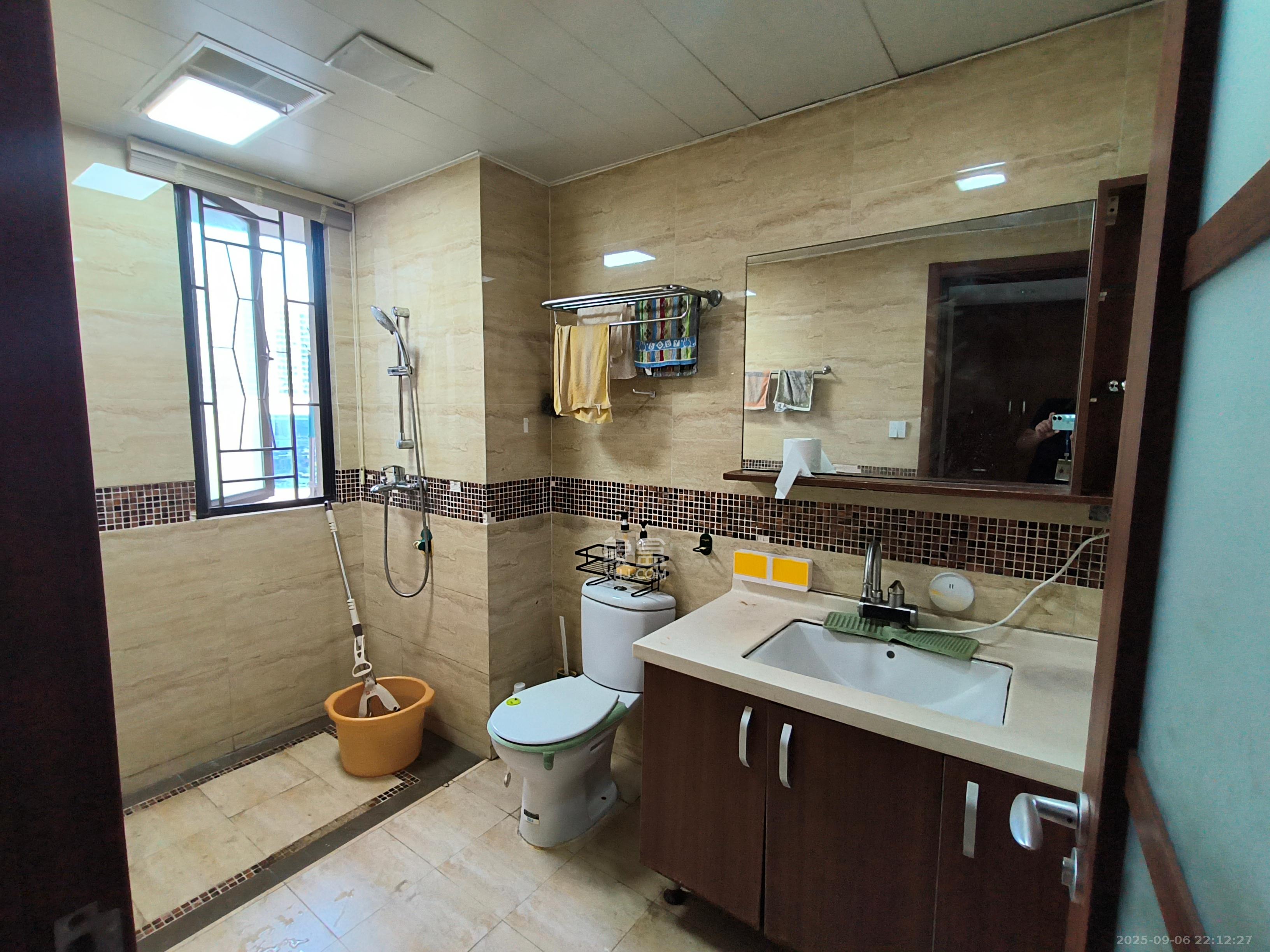 万科城  3室2厅1卫    3000.0元/月 万科城  3室2厅1卫    3000.0元/月室内图