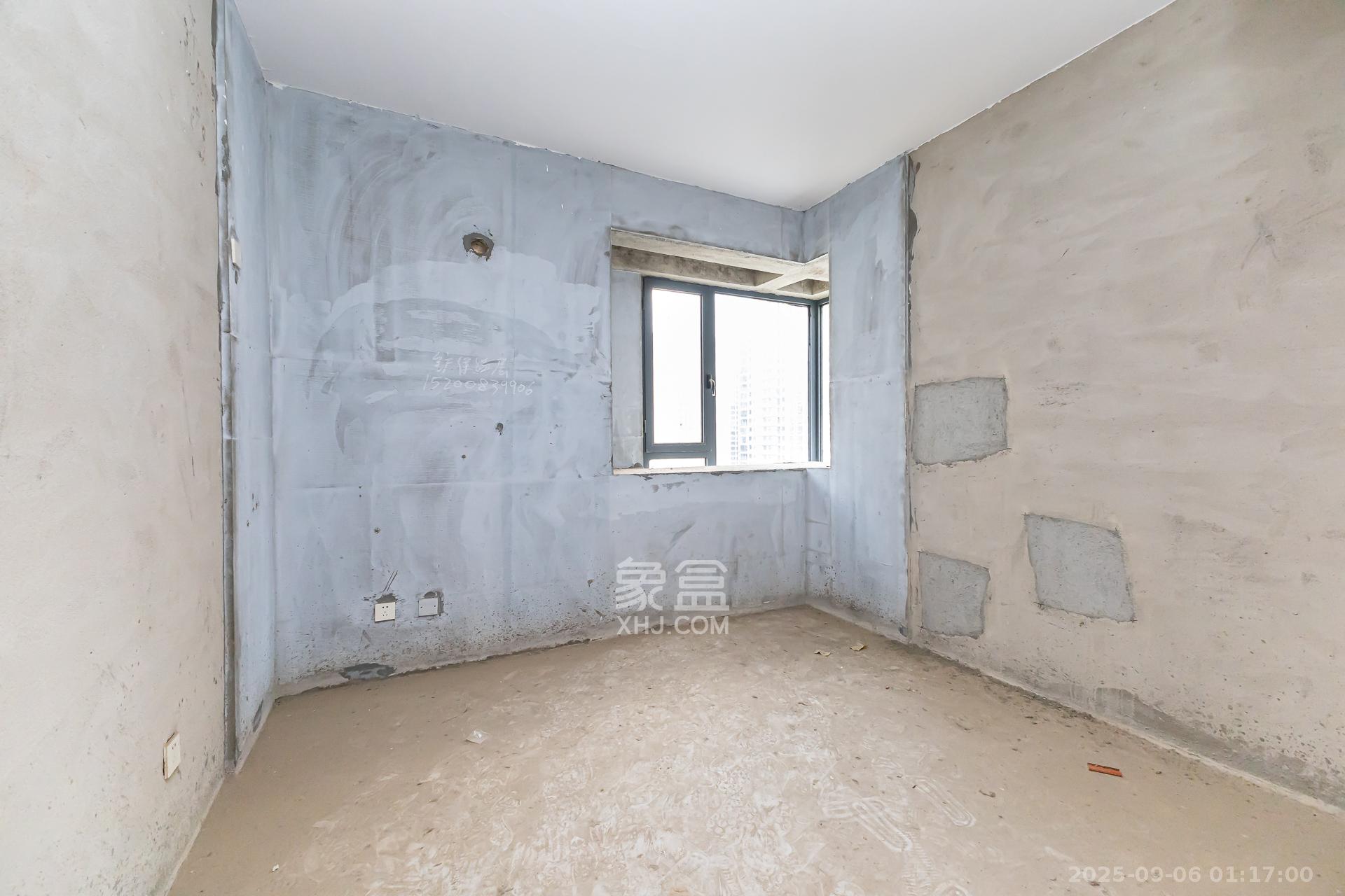 明发国际城 4室2厅2卫 80.0万 明发国际城 4室2厅2卫 80.0万卧室