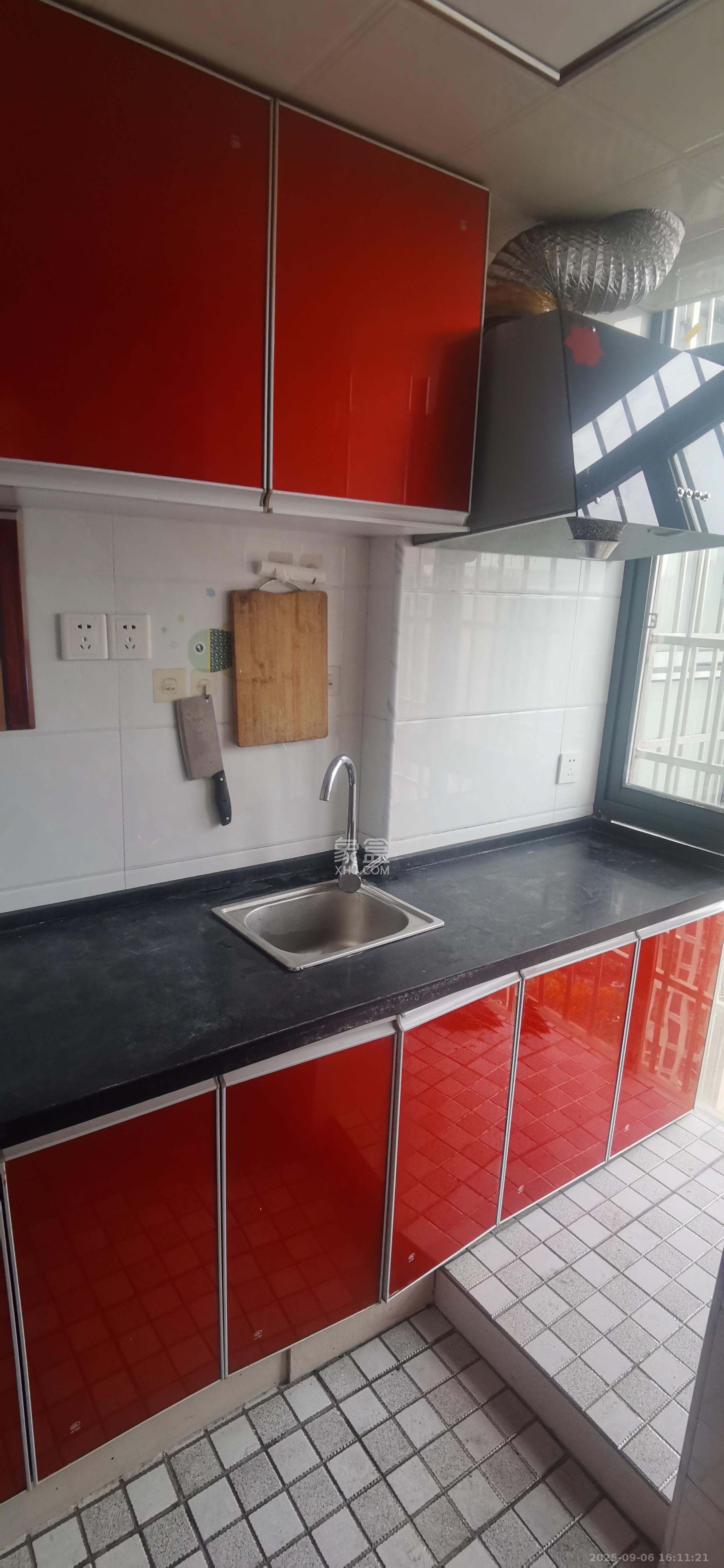 嘉顺苑 1室1厅1卫 1000.0元/月 嘉顺苑 1室1厅1卫 1000.0元/月室内图