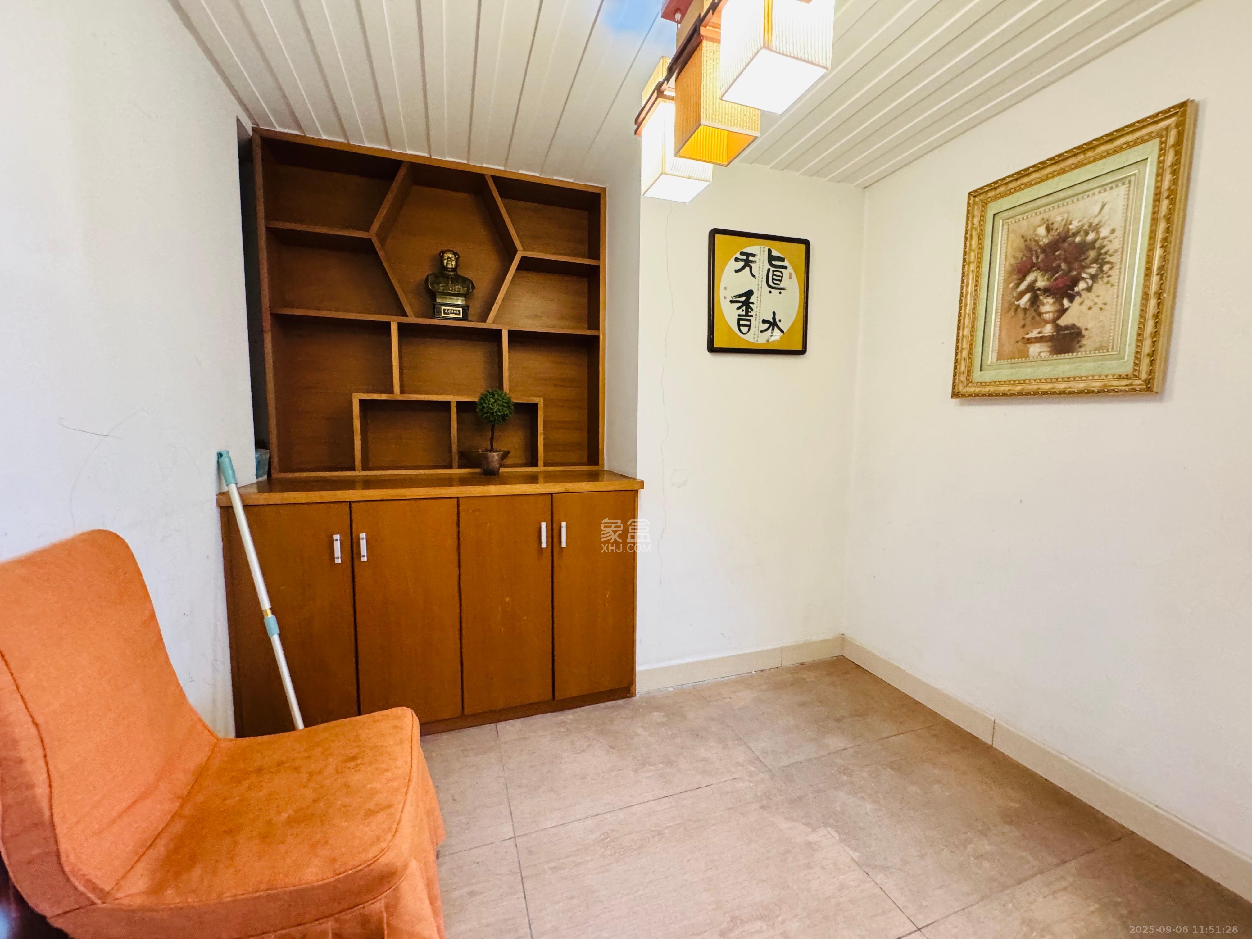 白沙湾嘉园 4室2厅2卫 4200.0元/月 白沙湾嘉园 4室2厅2卫 4200.0元/月室内图