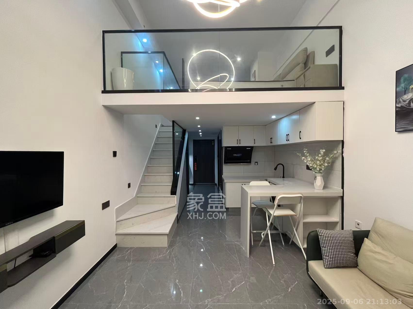 龙湖新壹城 1室1厅1卫 2300.0元/月 龙湖新壹城 1室1厅1卫 2300.0元/月室内图