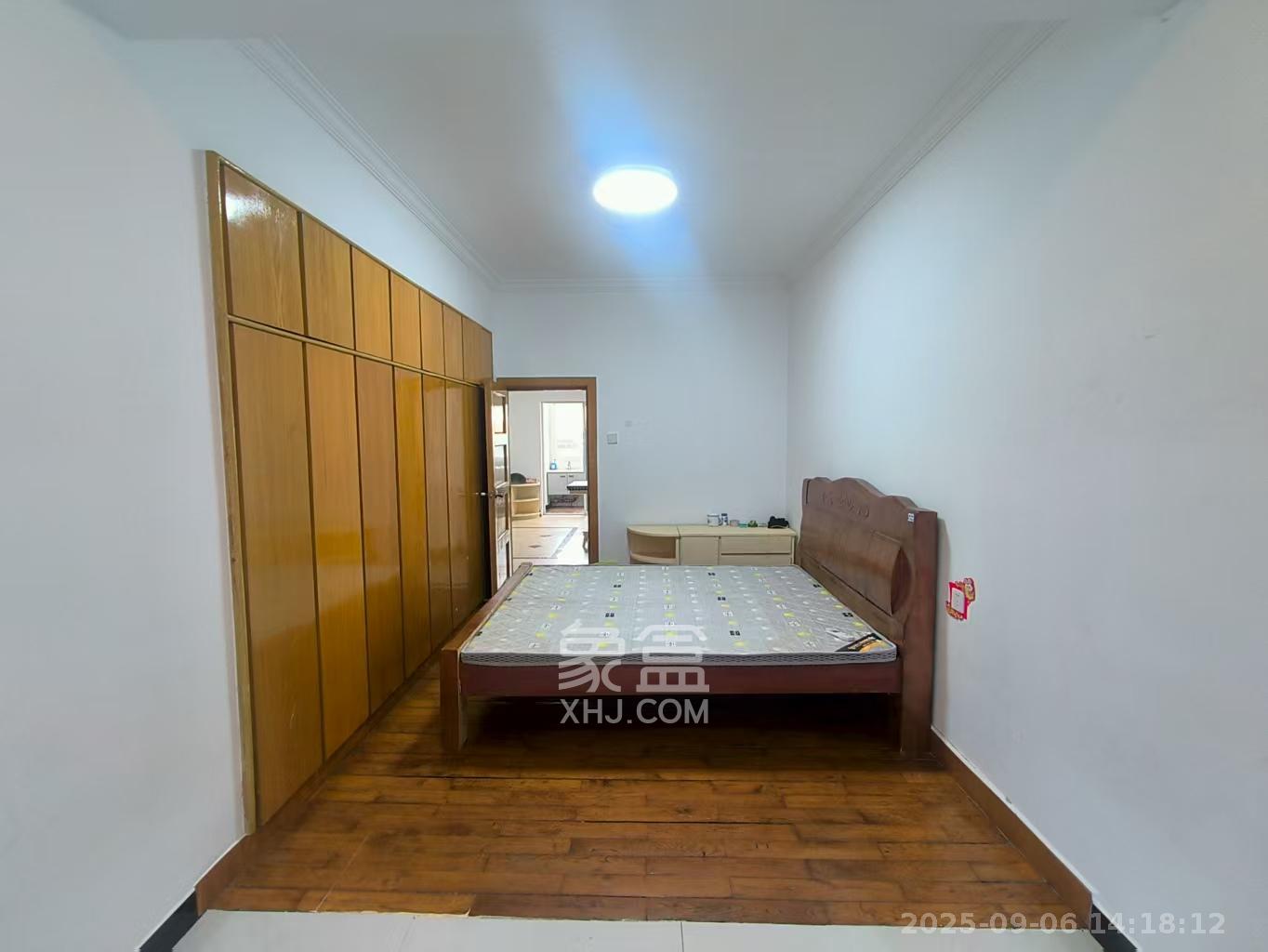 乔庄社区 3室1厅1卫 1900.0元/月 乔庄社区 3室1厅1卫 1900.0元/月室内图