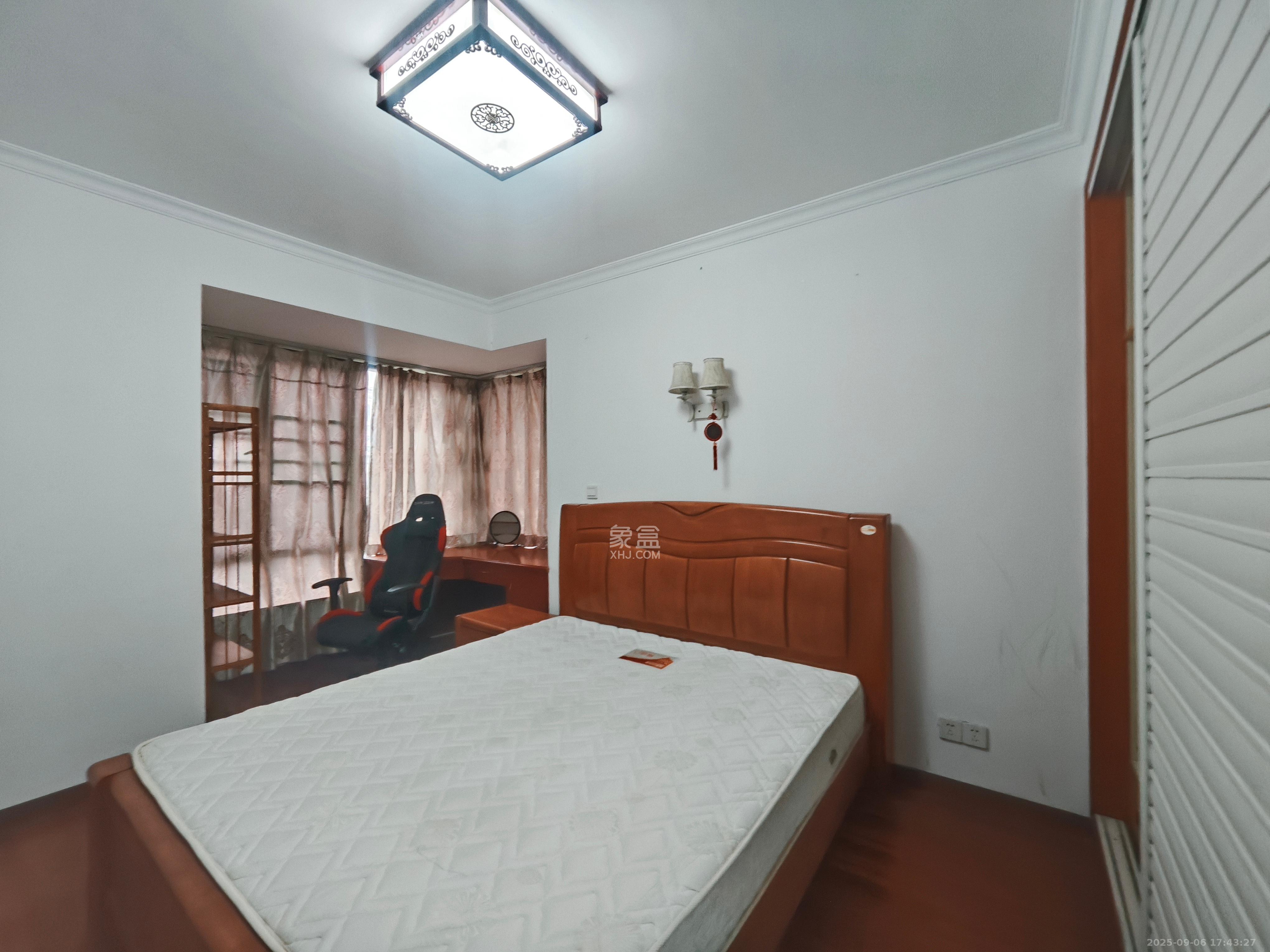 保利麓谷林语F区  3室2厅1卫    2600.0元/月室内图