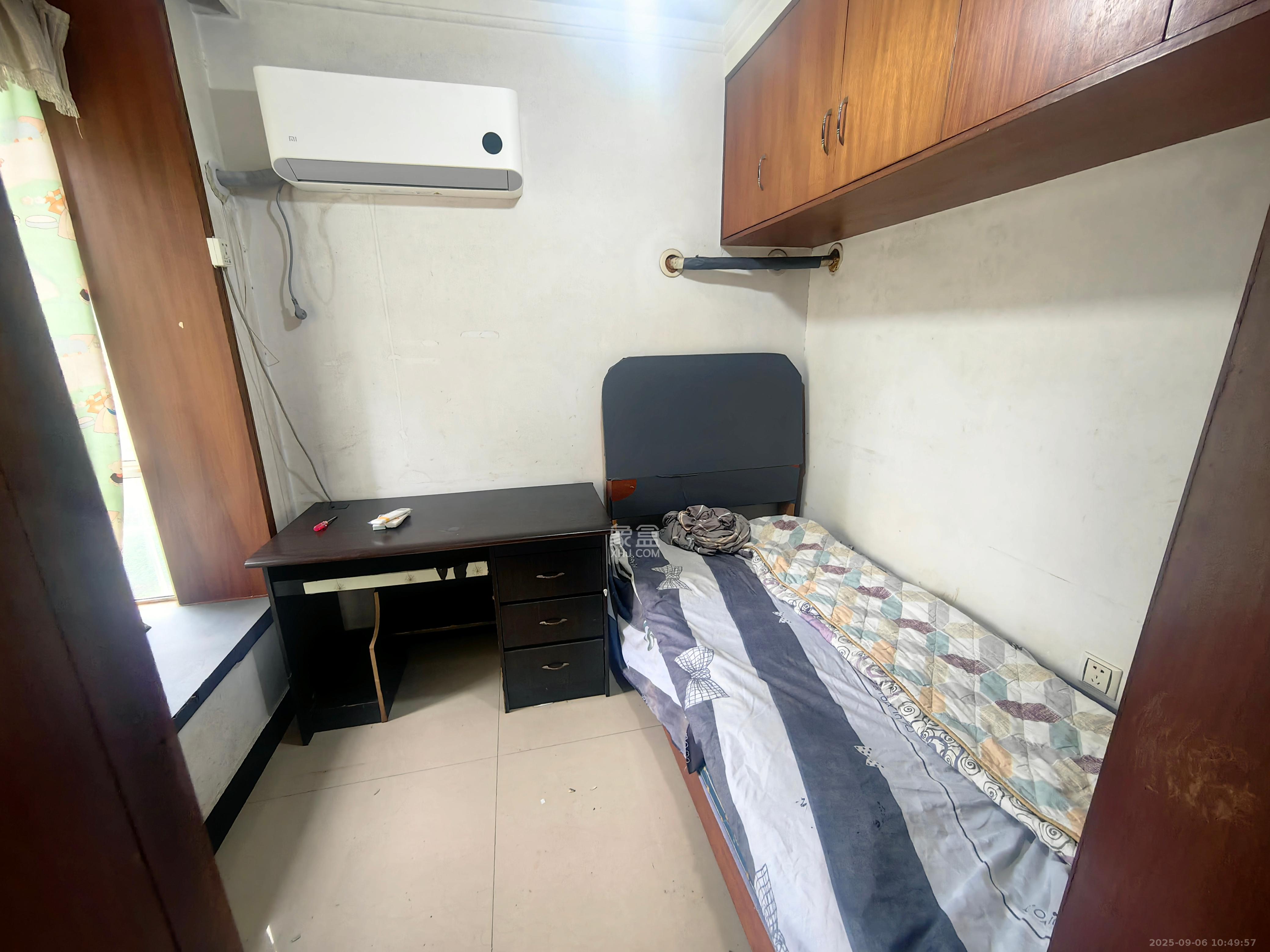 德润园 2室2厅1卫 2000.0元/月 德润园 2室2厅1卫 2000.0元/月室内图