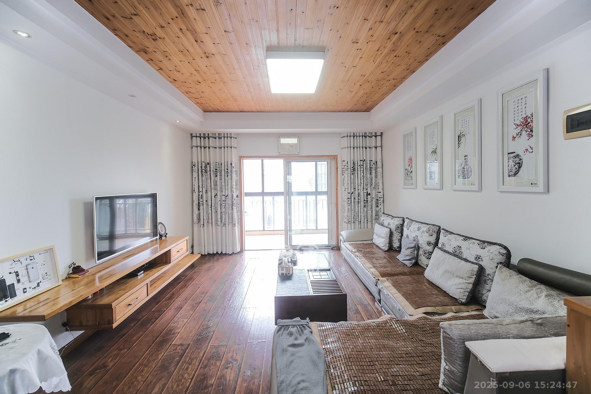 山水湾  3室2厅2卫    57.8万 山水湾  3室2厅2卫    57.8万