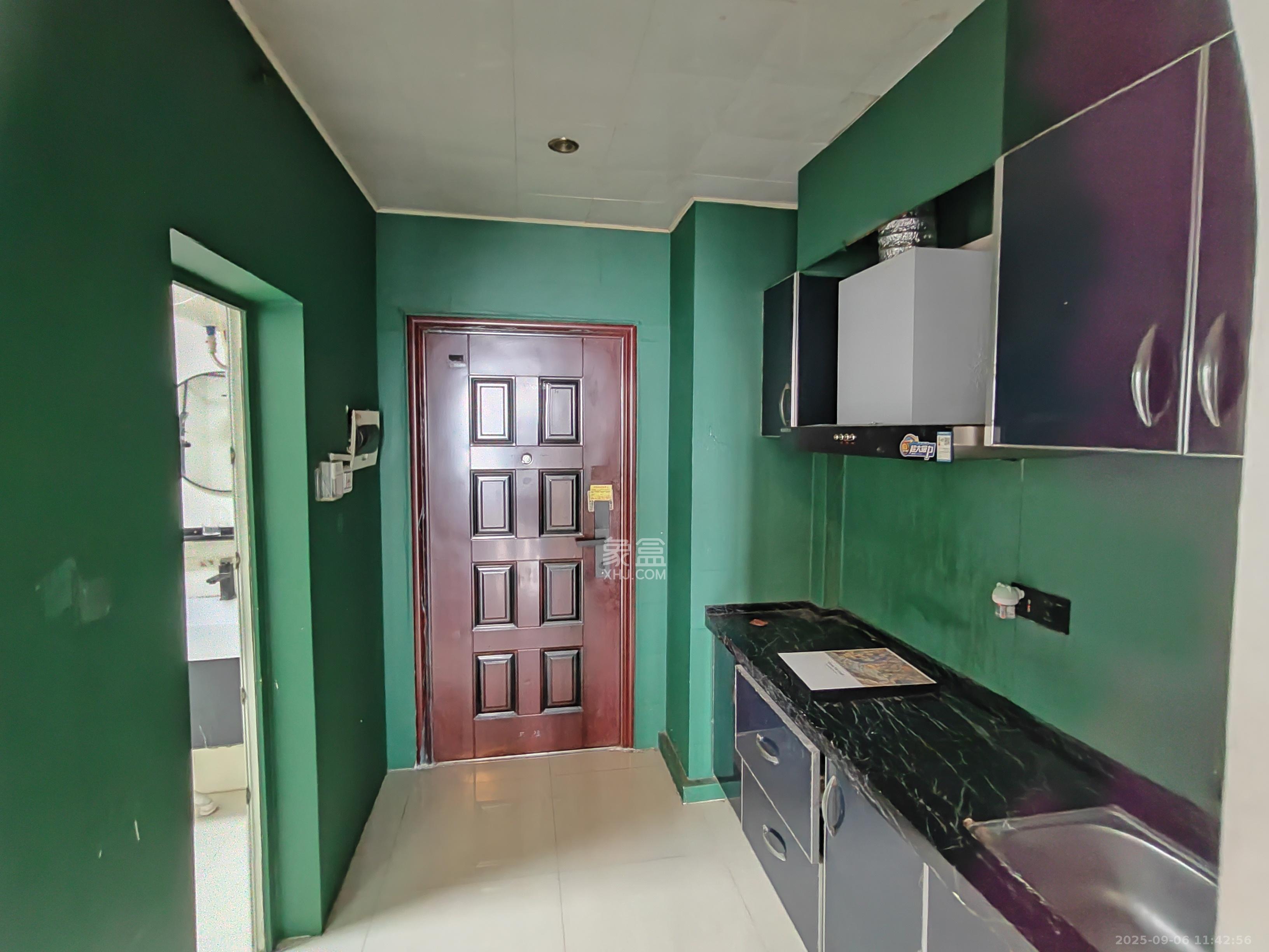 天心华庭  1室1厅1卫    1800.0元/月 天心华庭  1室1厅1卫    1800.0元/月室内图