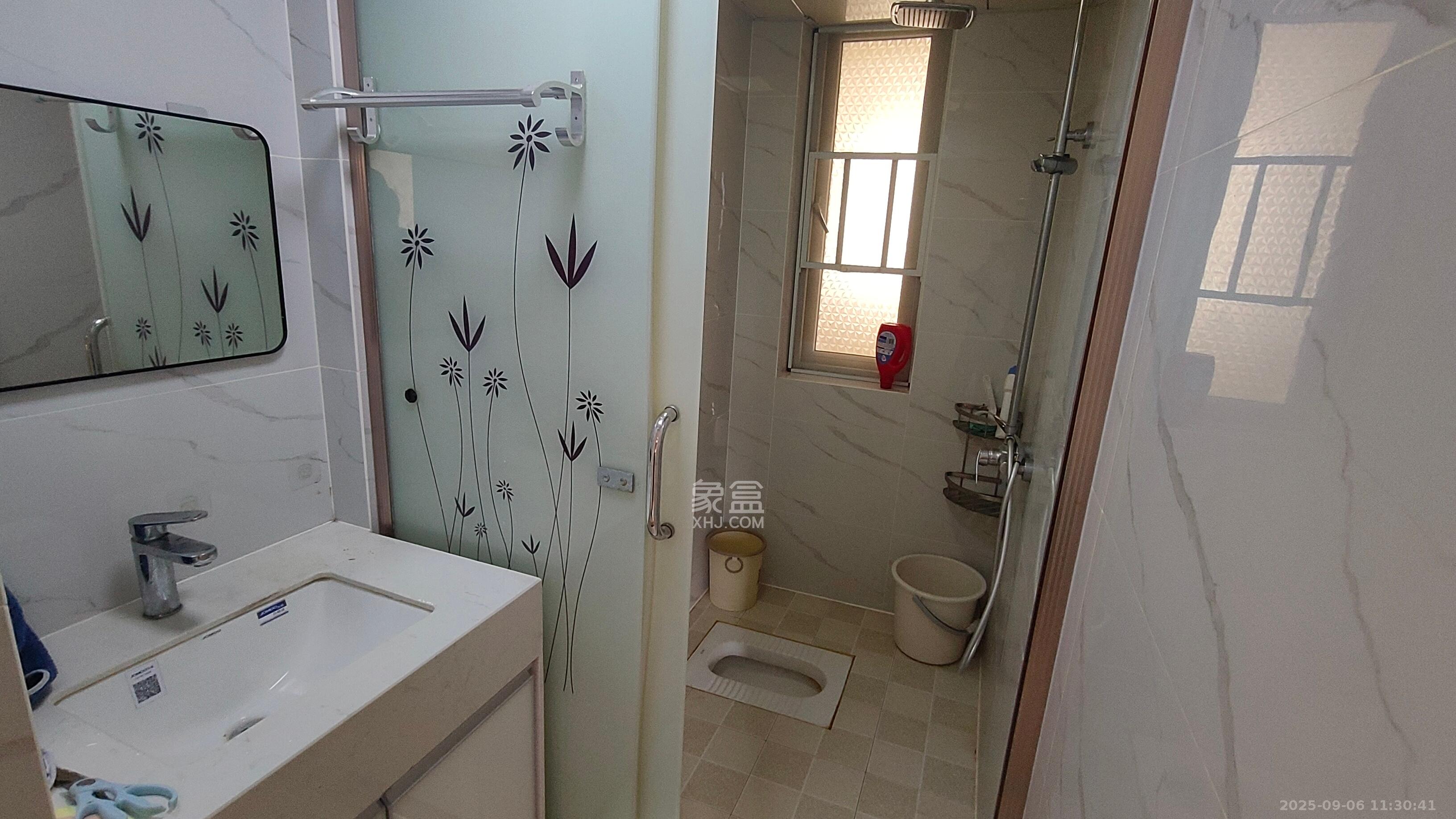 MOMA当代广场  3室2厅1卫    2200.0元/月室内图