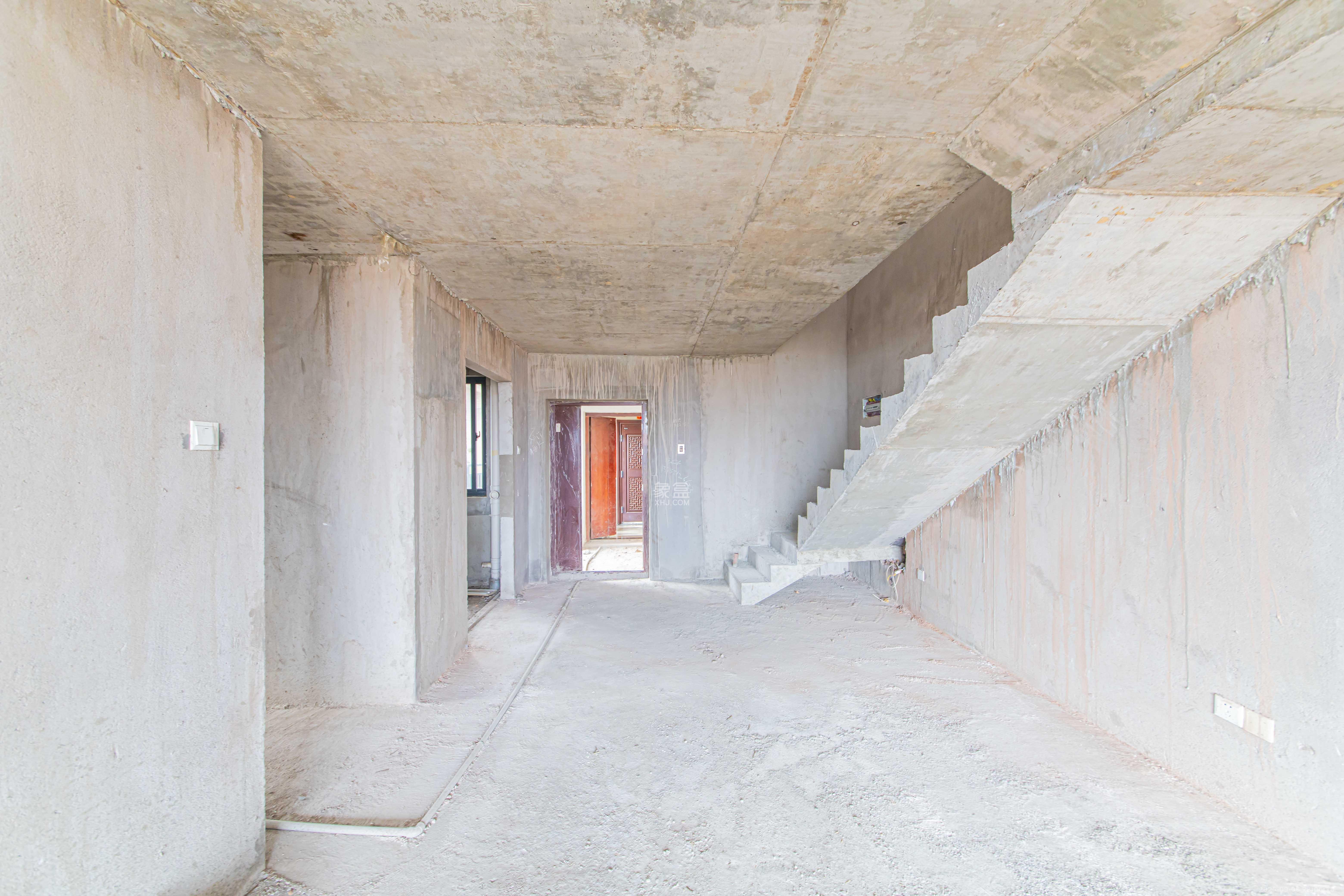 中建芙蓉嘉苑 3室2厅1卫 78.0万 中建芙蓉嘉苑 3室2厅1卫 78.0万客厅