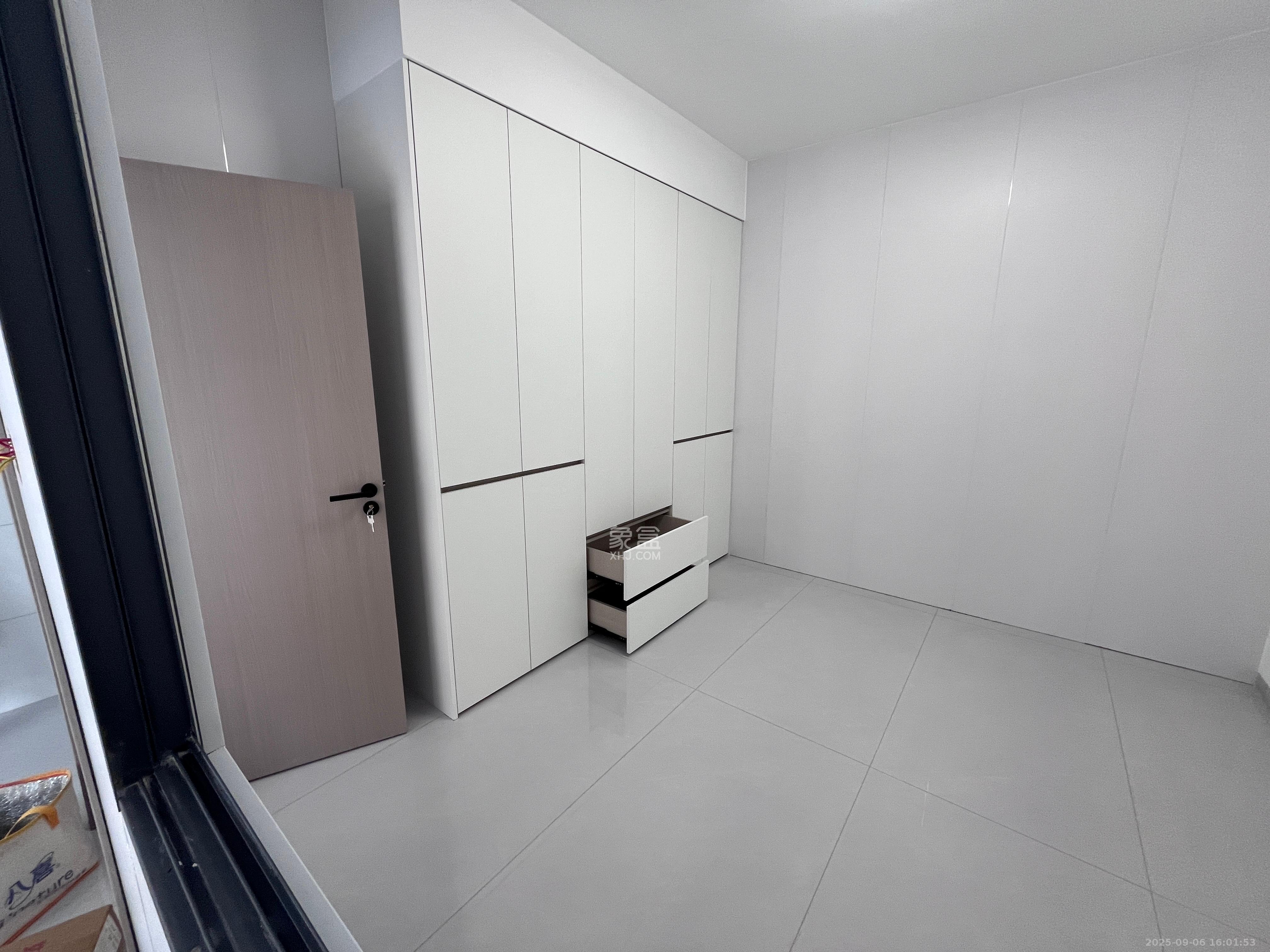 先锋新宇 1室1厅1卫 1500.0元/月 先锋新宇 1室1厅1卫 1500.0元/月室内图