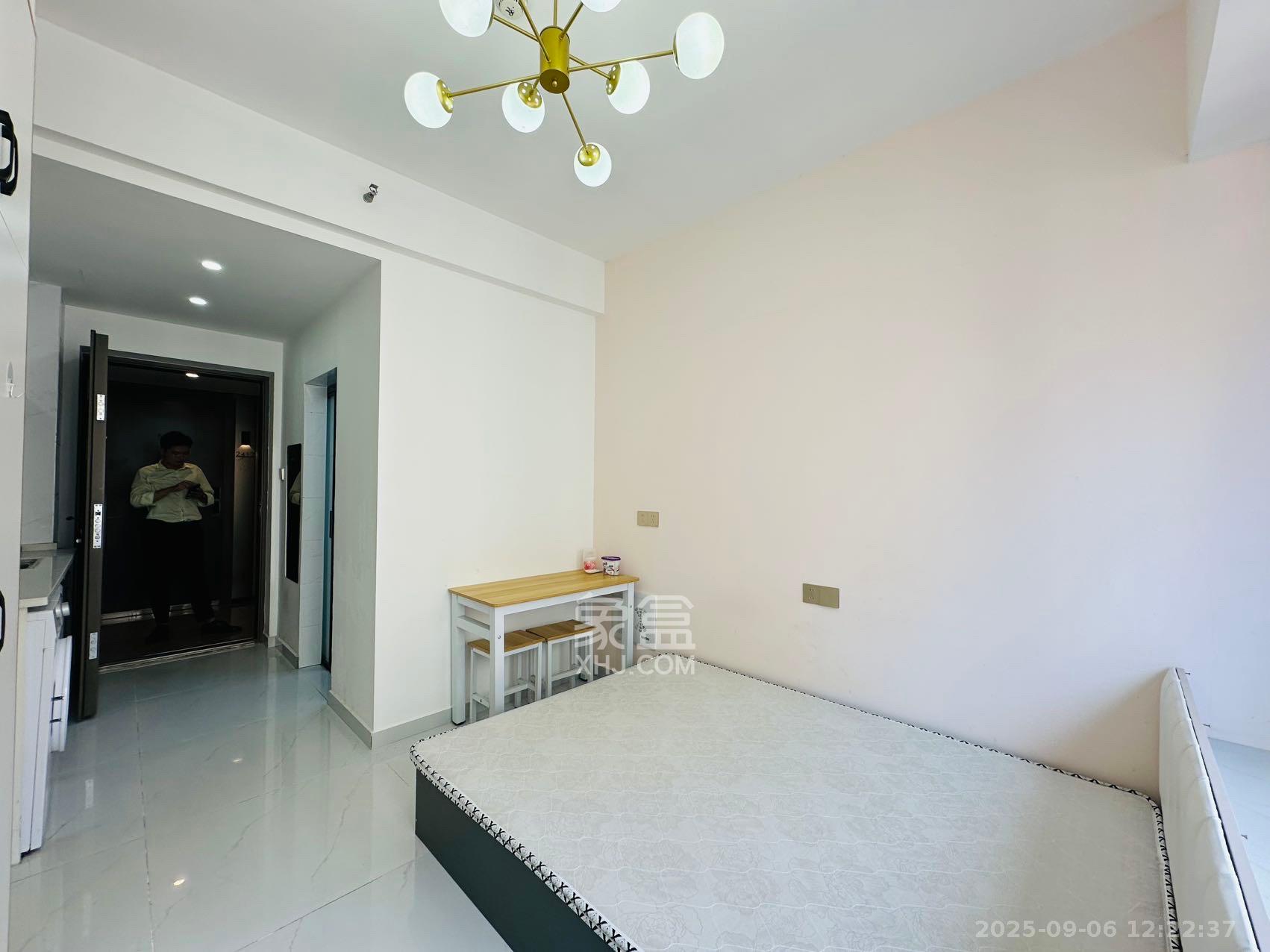 龙湖铂金岛 1室1厅1卫 1500.0元/月 龙湖铂金岛 1室1厅1卫 1500.0元/月室内图