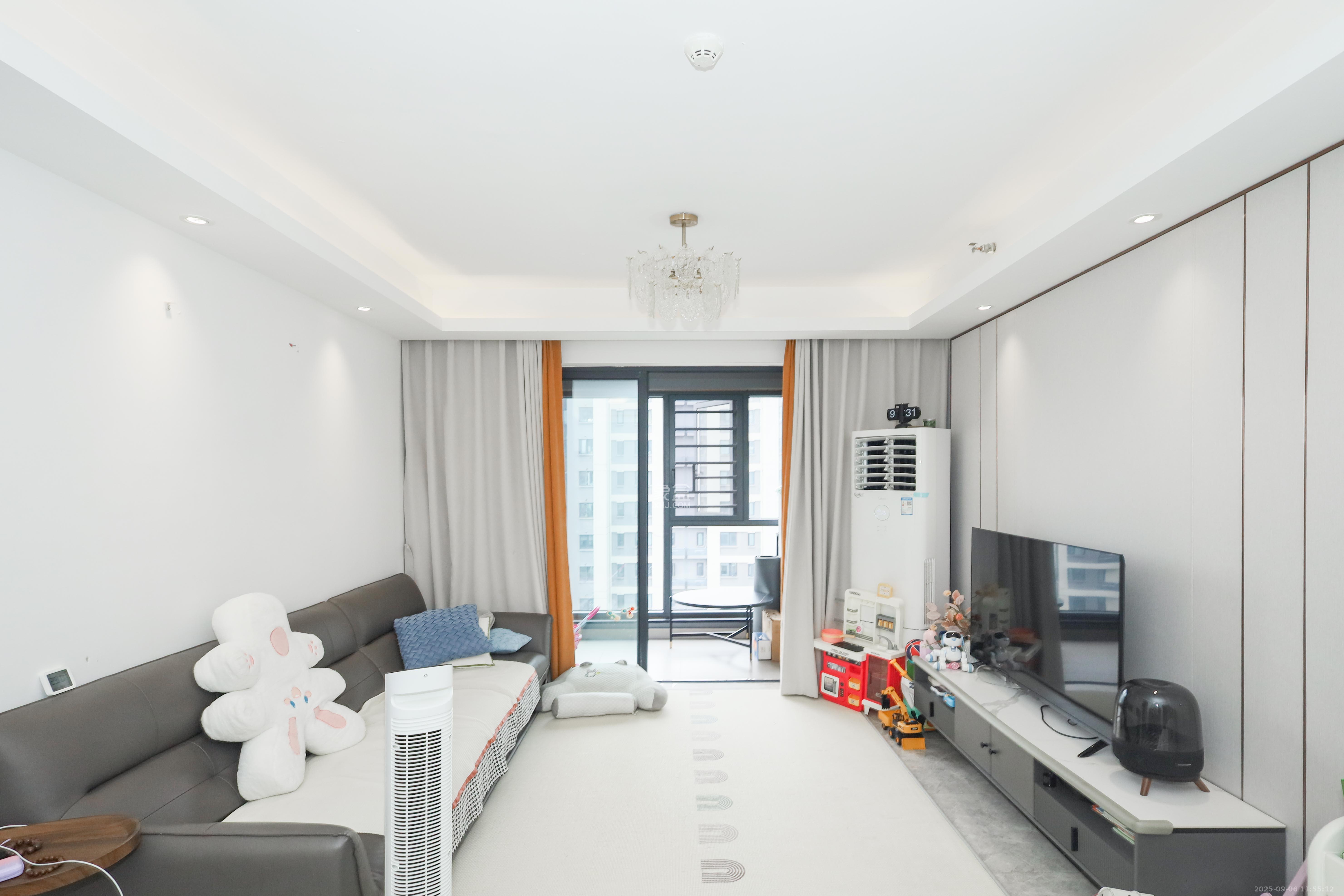 梅溪悦章  3室2厅2卫    129.8万 梅溪悦章  3室2厅2卫    129.8万