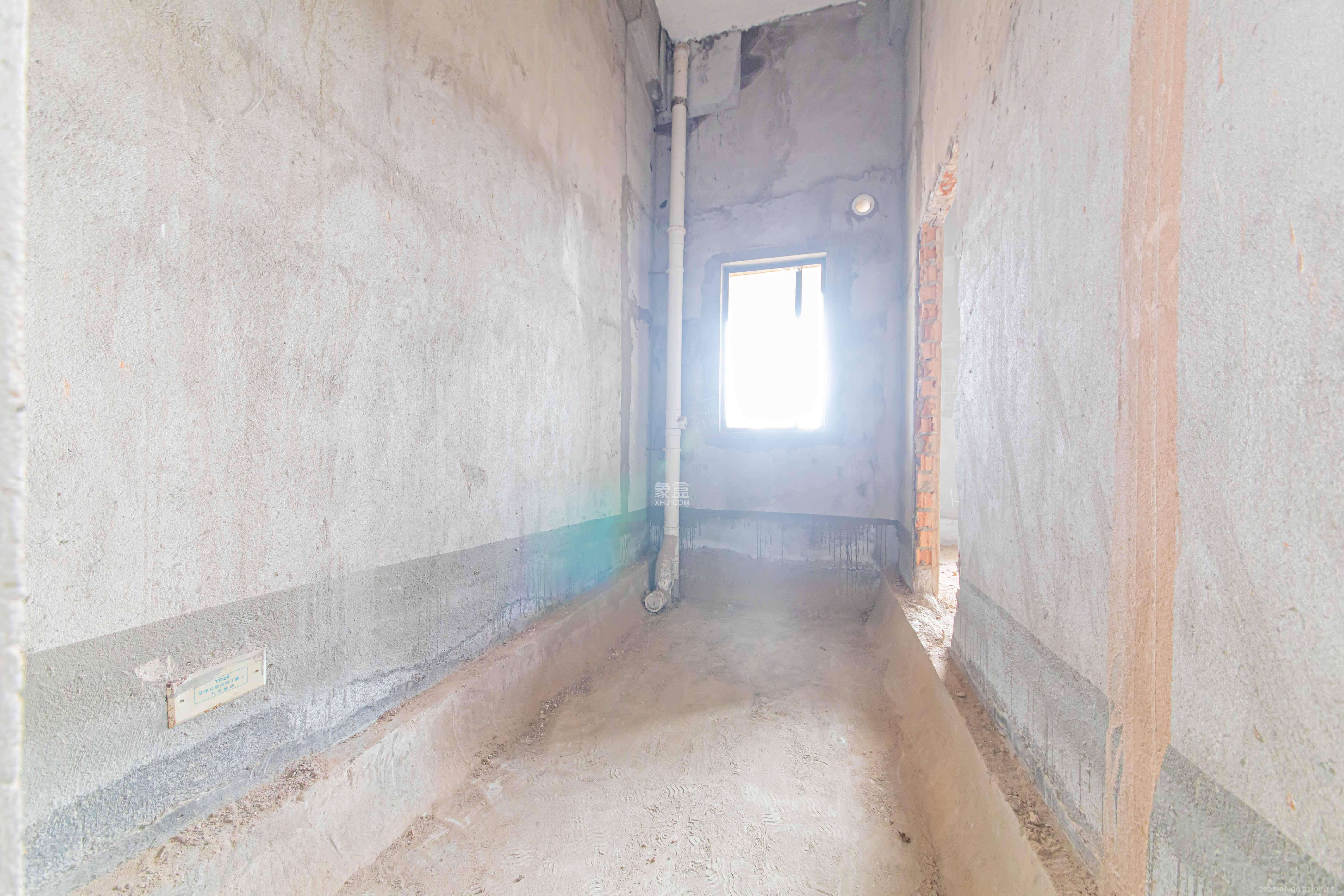 中建芙蓉嘉苑  3室2厅1卫   92.80万卫生间