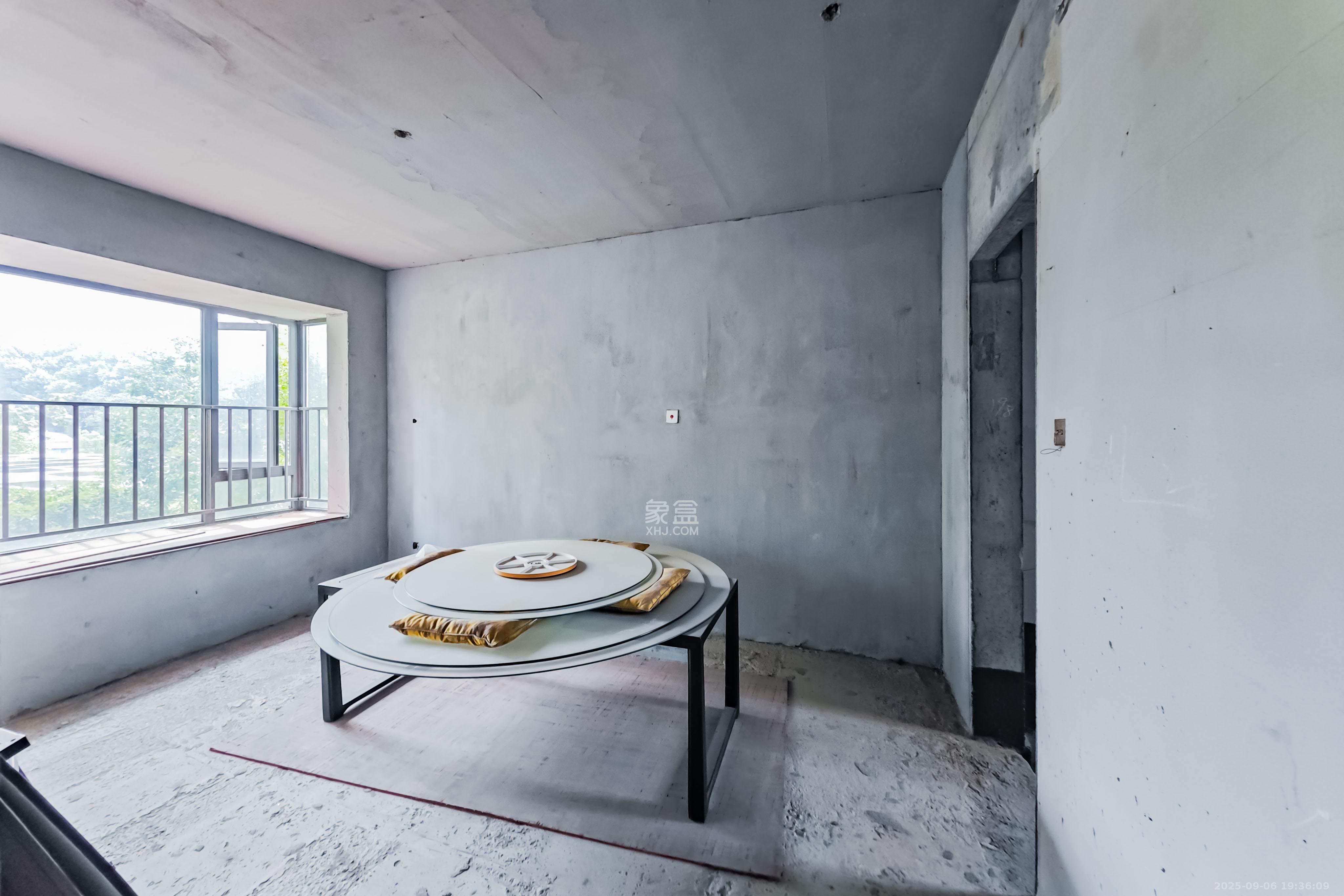 卓越伊景苑  3室2厅2卫    95.0万 卓越伊景苑  3室2厅2卫    95.0万其他