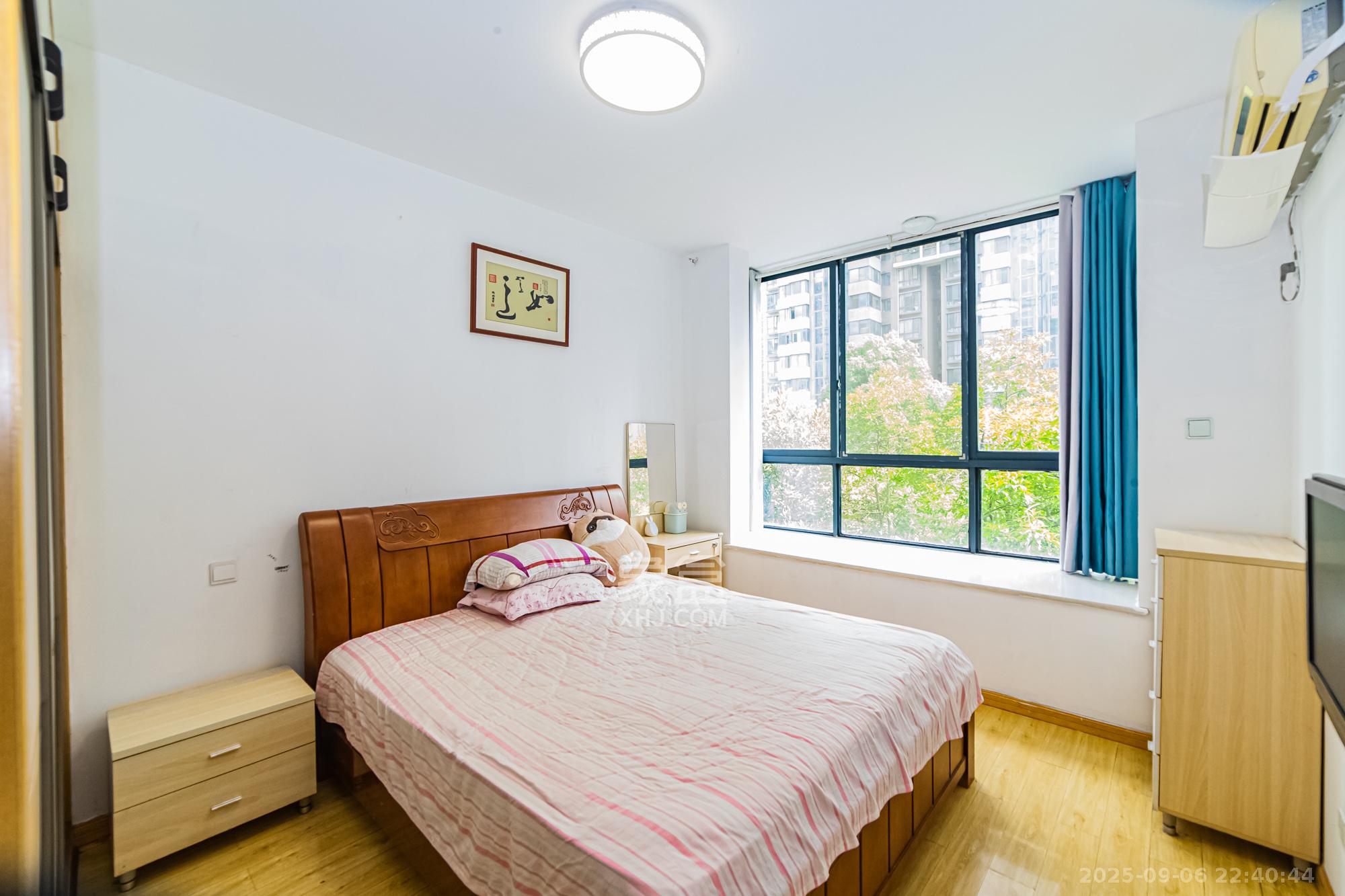 湘江世纪城星江苑  3室2厅1卫    95.8万卧室