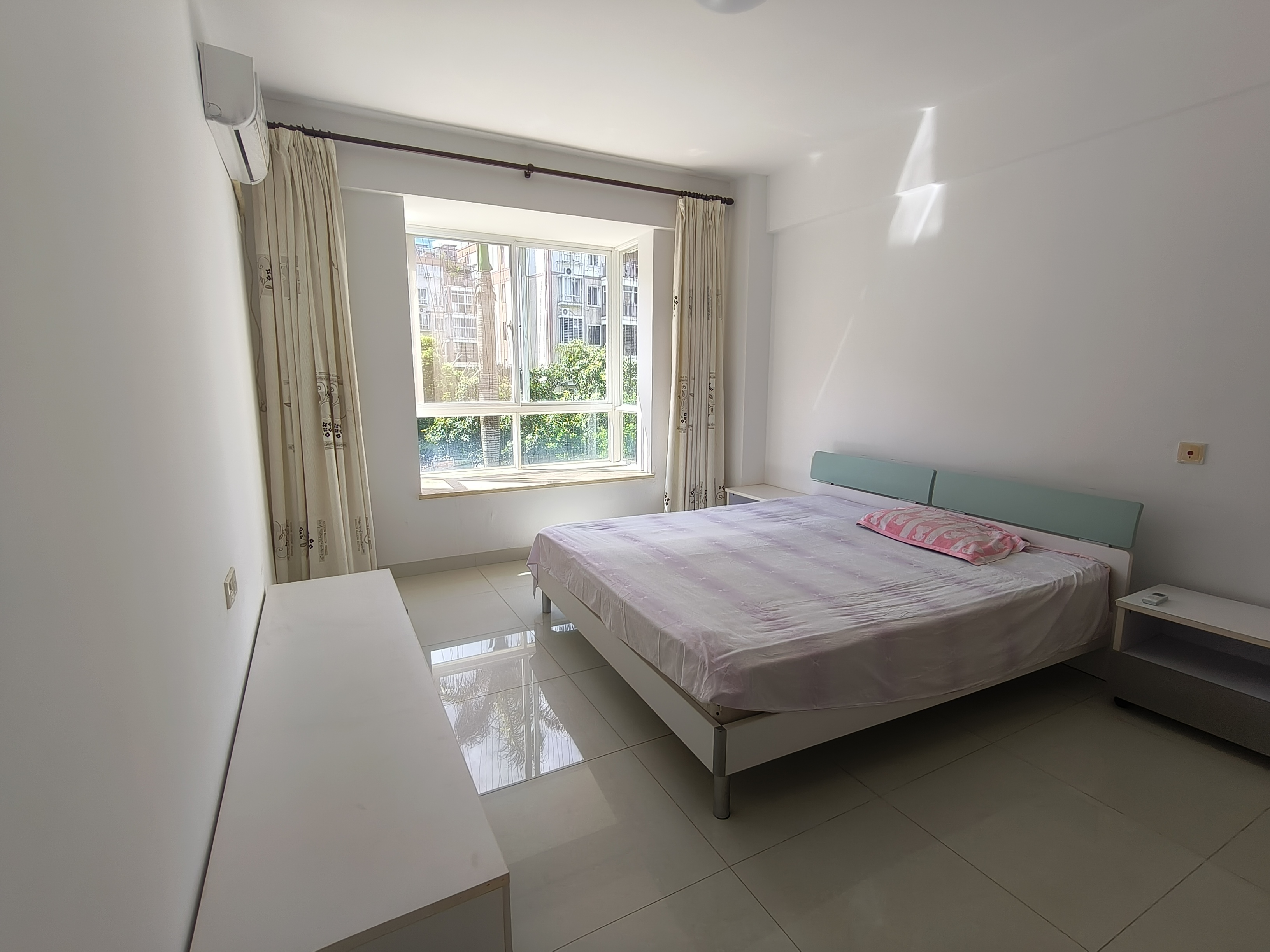 天上人间  3室2厅2卫    3000.0元/月 天上人间  3室2厅2卫    3000.0元/月室内图