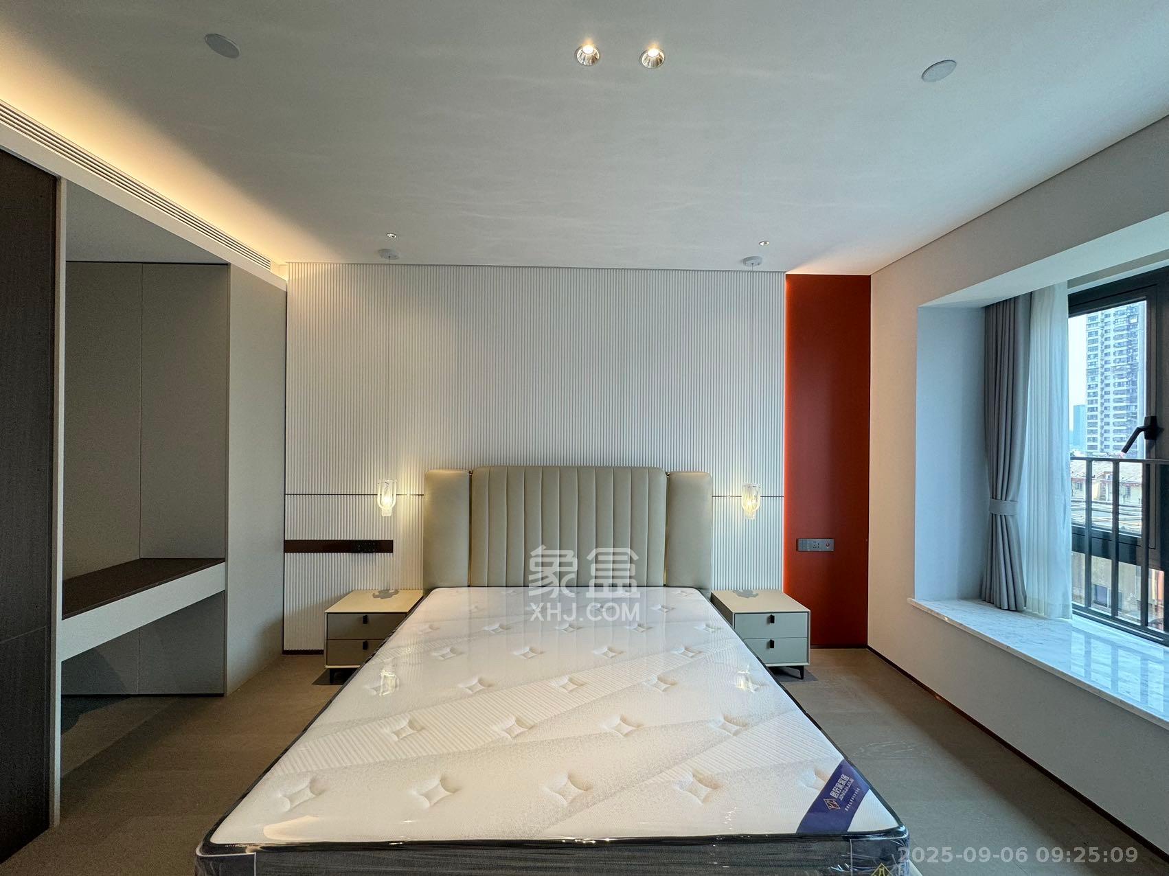 长沙悦府（华润万象城）  4室2厅3卫    16000.0元/月室内图