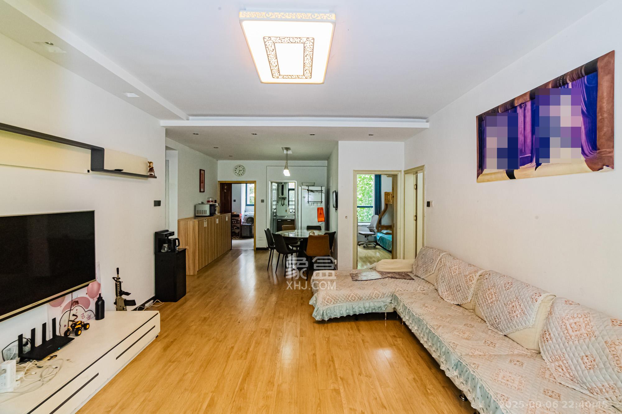 湘江世纪城星江苑 3室2厅1卫 95.8万 湘江世纪城星江苑 3室2厅1卫 95.8万客厅