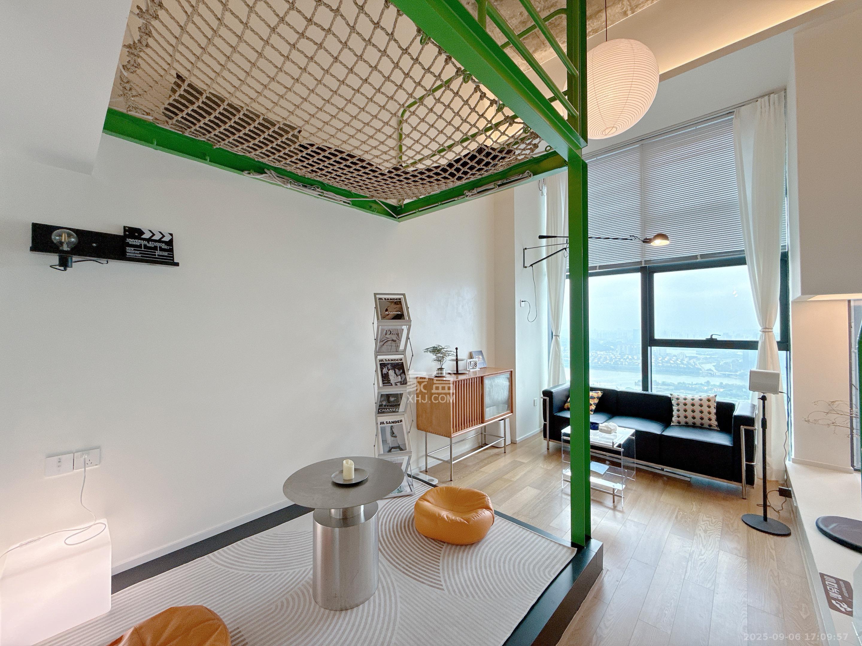 华润置地中心  2室1厅1卫    4000.0元/月 华润置地中心  2室1厅1卫    4000.0元/月室内图