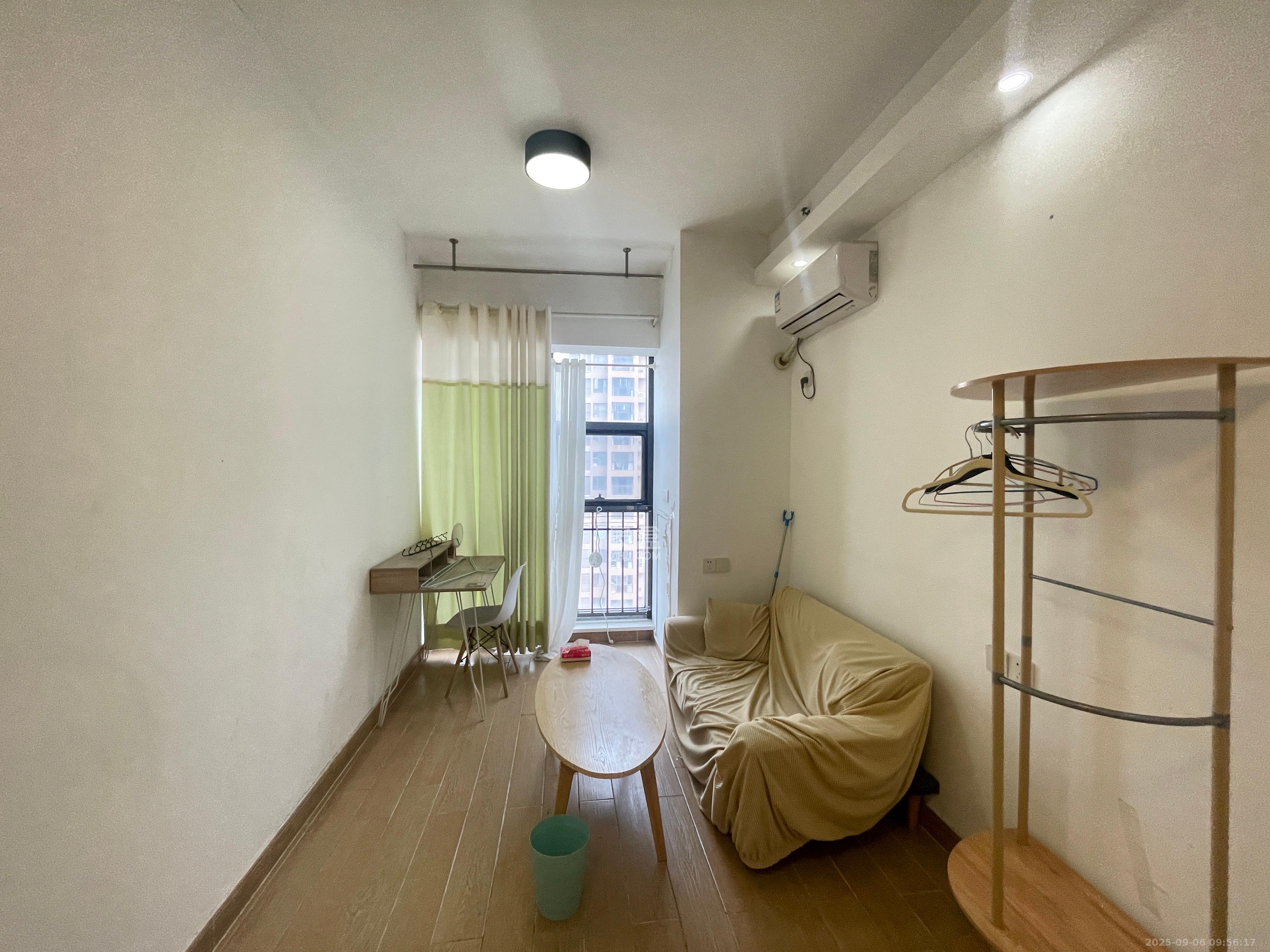 第六都(陆都小区) 1室1厅1卫 1700.0元/月 第六都(陆都小区) 1室1厅1卫 1700.0元/月室内图