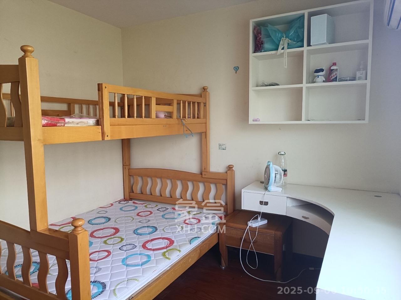 鄱阳小区  2室2厅1卫    1350.0元/月室内图