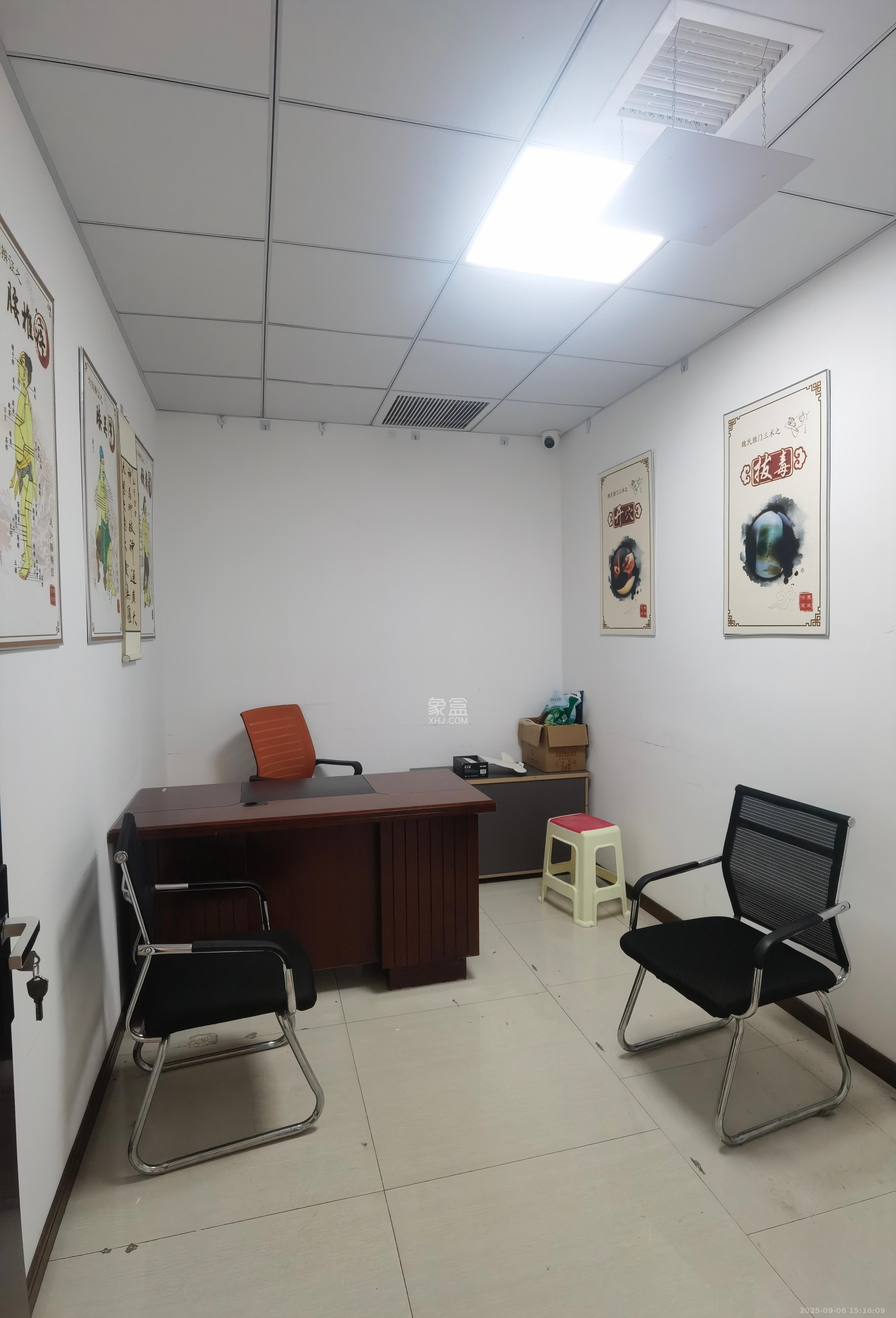 四方小区综合楼（四方嘉丽）   192.94㎡      18000.0元/月室内图