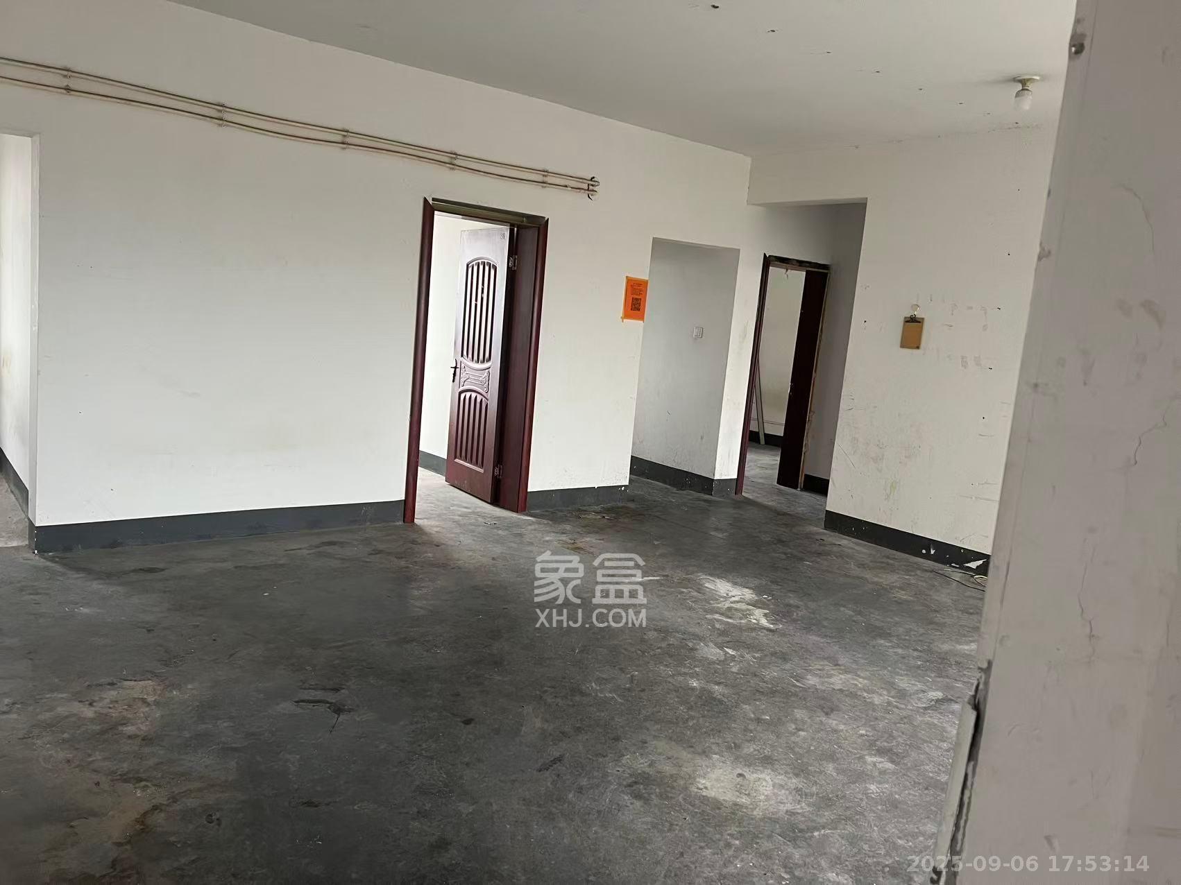 泊爱蓝湾 3室2厅2卫 2000.0元/月 泊爱蓝湾 3室2厅2卫 2000.0元/月室内图