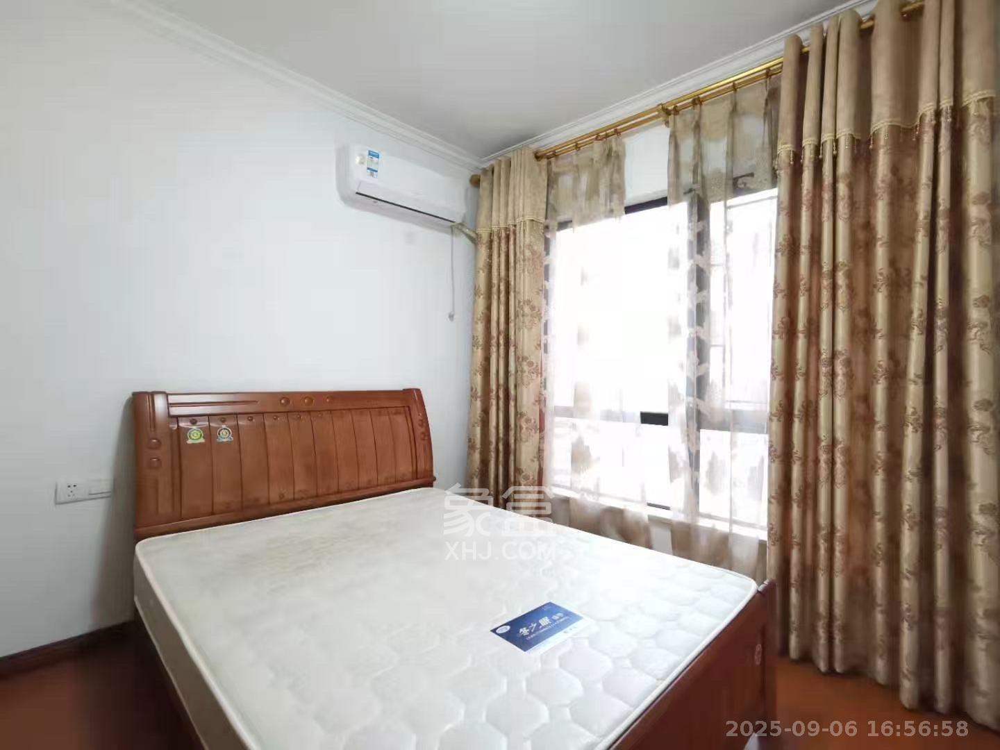 达美D6区  3室2厅1卫   2800.00元/月室内图