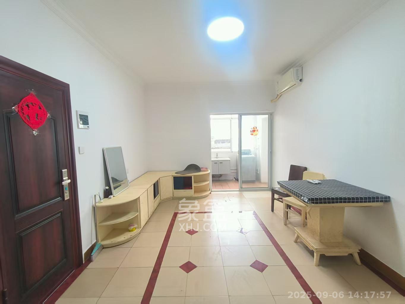 乔庄社区 3室1厅1卫 1900.0元/月 乔庄社区 3室1厅1卫 1900.0元/月室内图