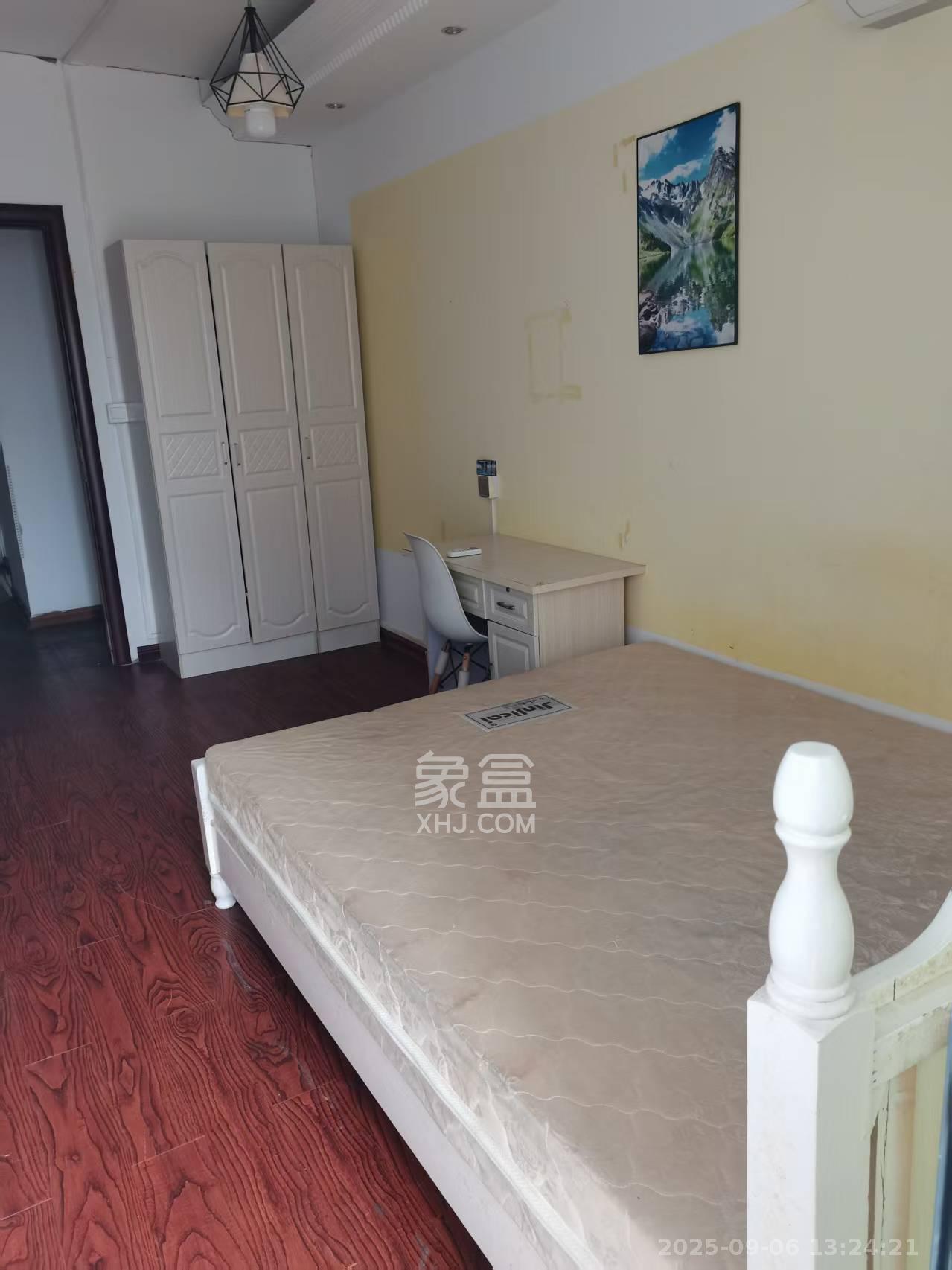 江河双水湾 1室1厅1卫 800.0元/月 江河双水湾 1室1厅1卫 800.0元/月室内图