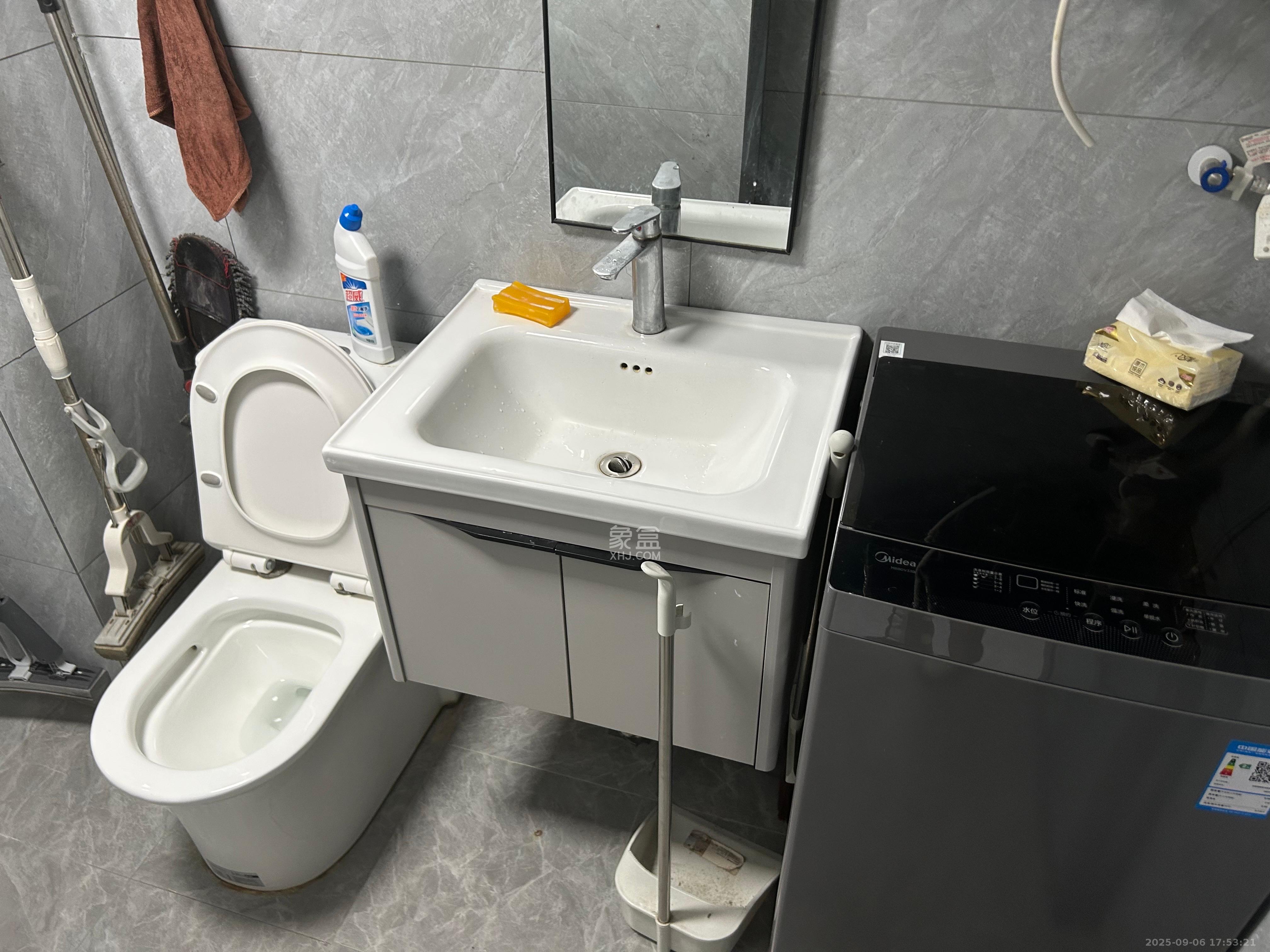 梅溪湖金茂湾 2室2厅2卫 2000.0元/月 梅溪湖金茂湾 2室2厅2卫 2000.0元/月室内图