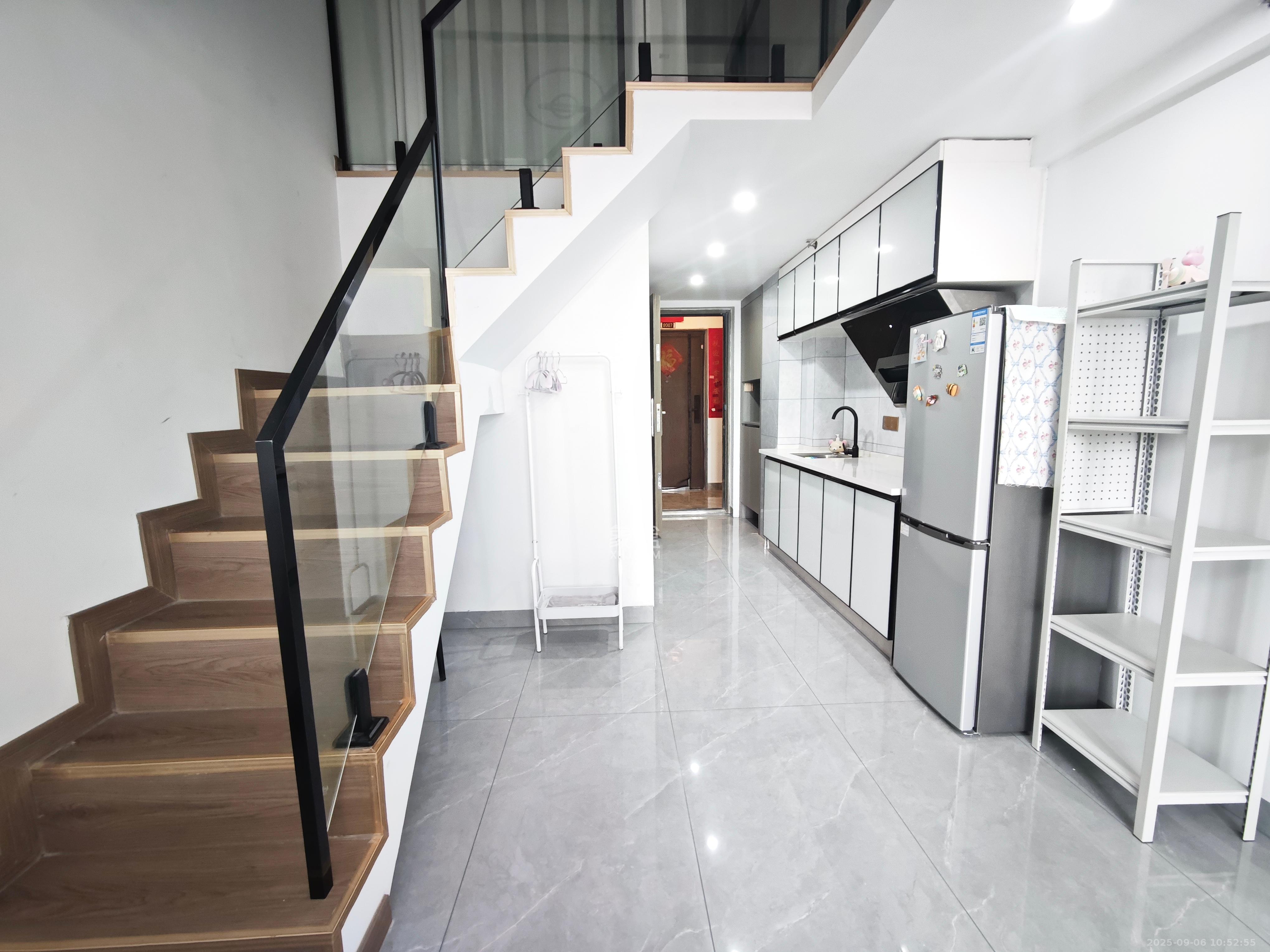 新城悦隽公园  2室1厅1卫    1500.0元/月 新城悦隽公园  2室1厅1卫    1500.0元/月室内图