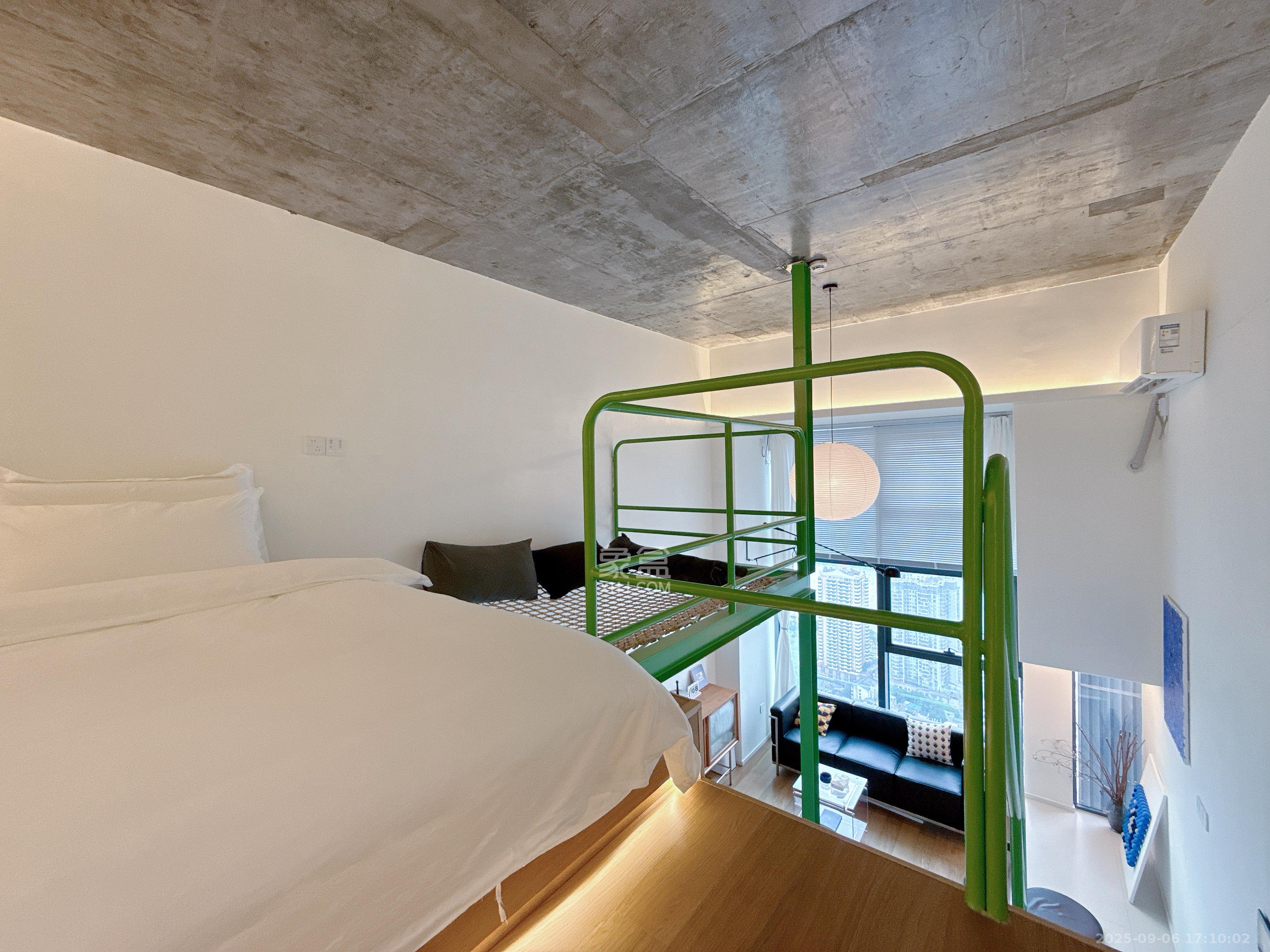 华润置地中心  2室1厅1卫    4000.0元/月 华润置地中心  2室1厅1卫    4000.0元/月室内图