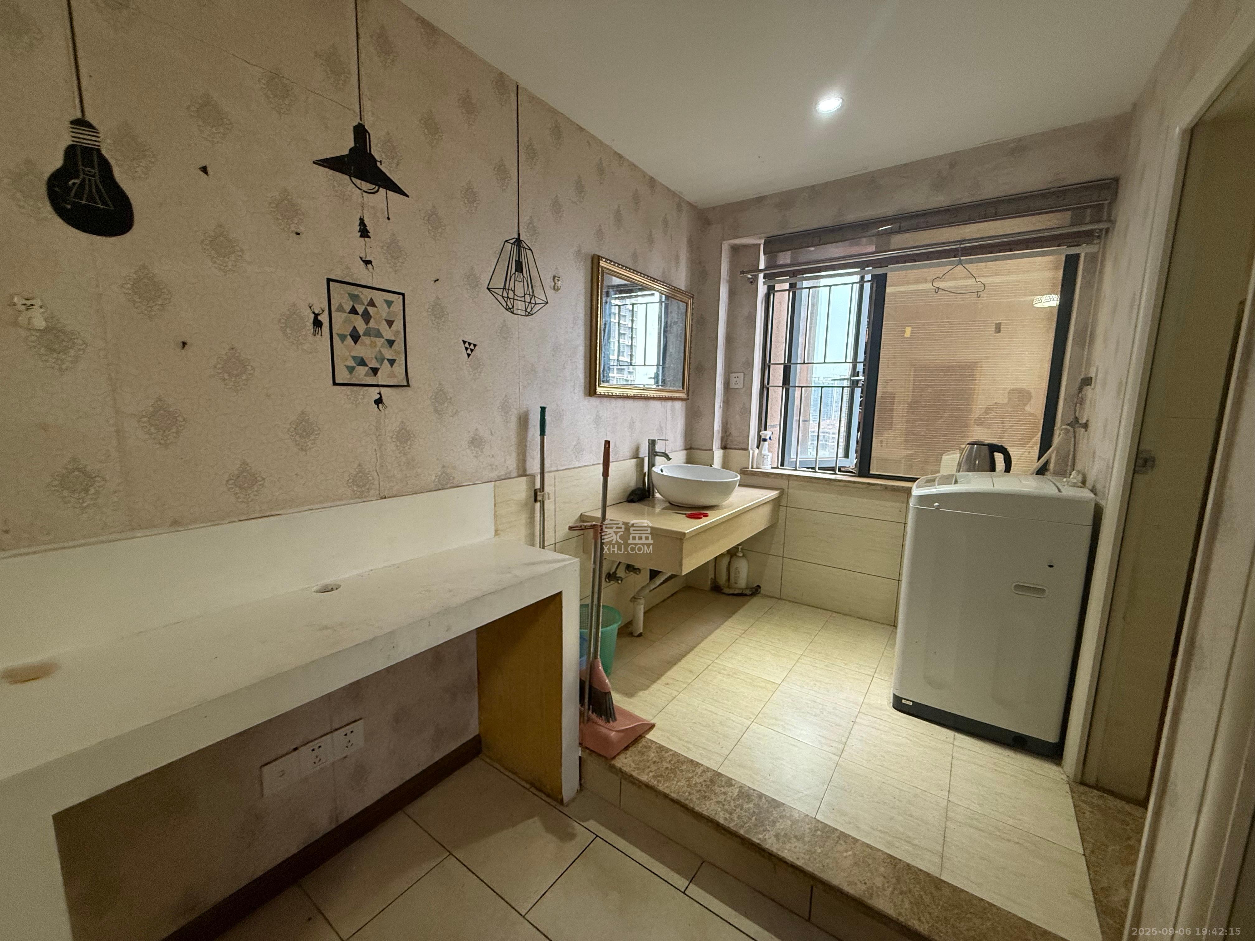 爱都(IDO)  1室2厅2卫    1100.0元/月 爱都(IDO)  1室2厅2卫    1100.0元/月室内图