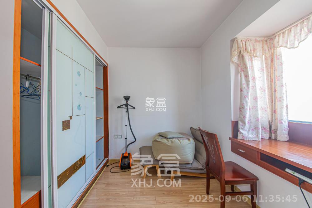 标志浪漫满屋（枫景公寓）  2室2厅1卫   2000.00元/月室内图