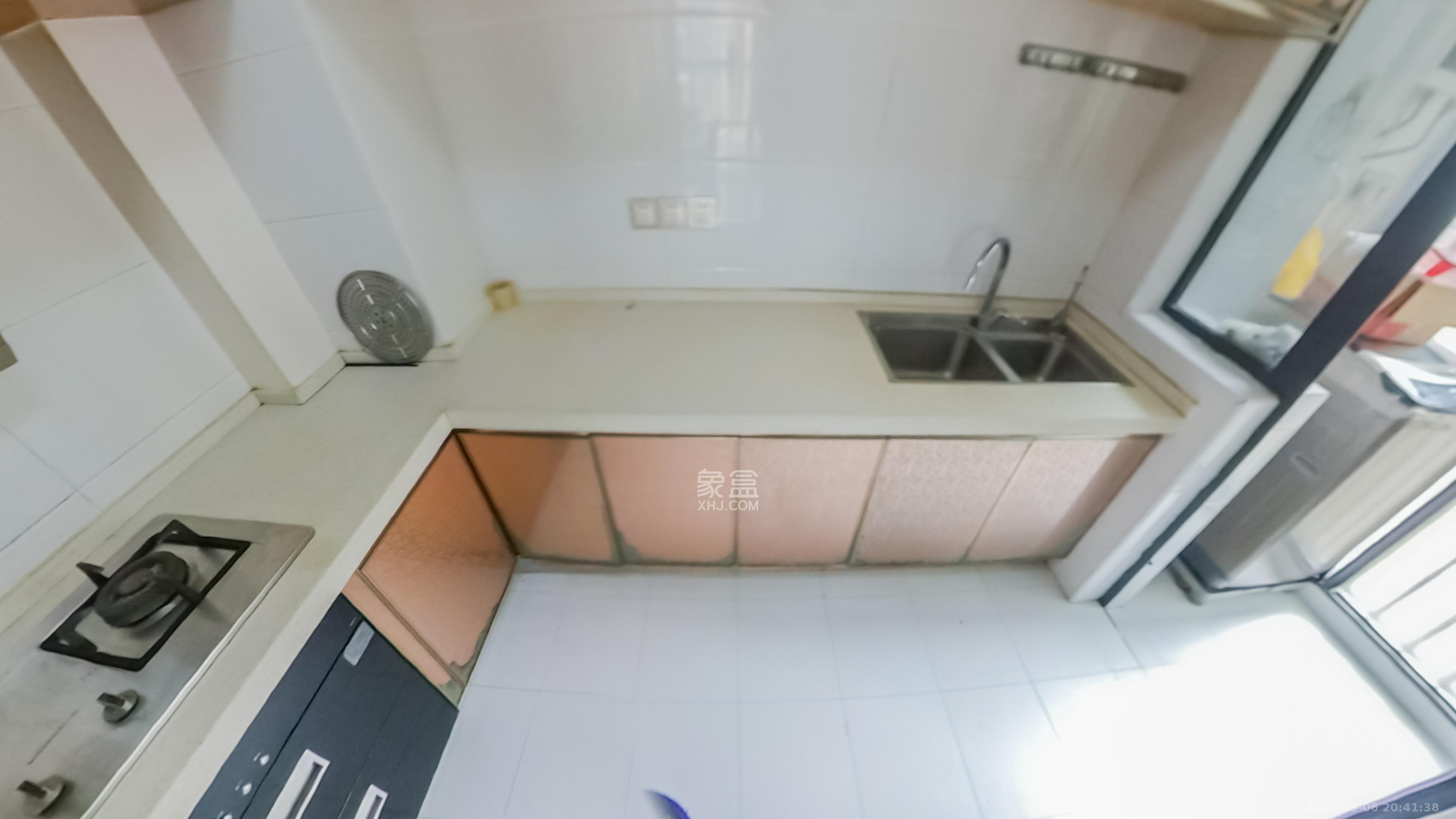 融科东南海 3室2厅2卫 95.0万 融科东南海 3室2厅2卫 95.0万其他