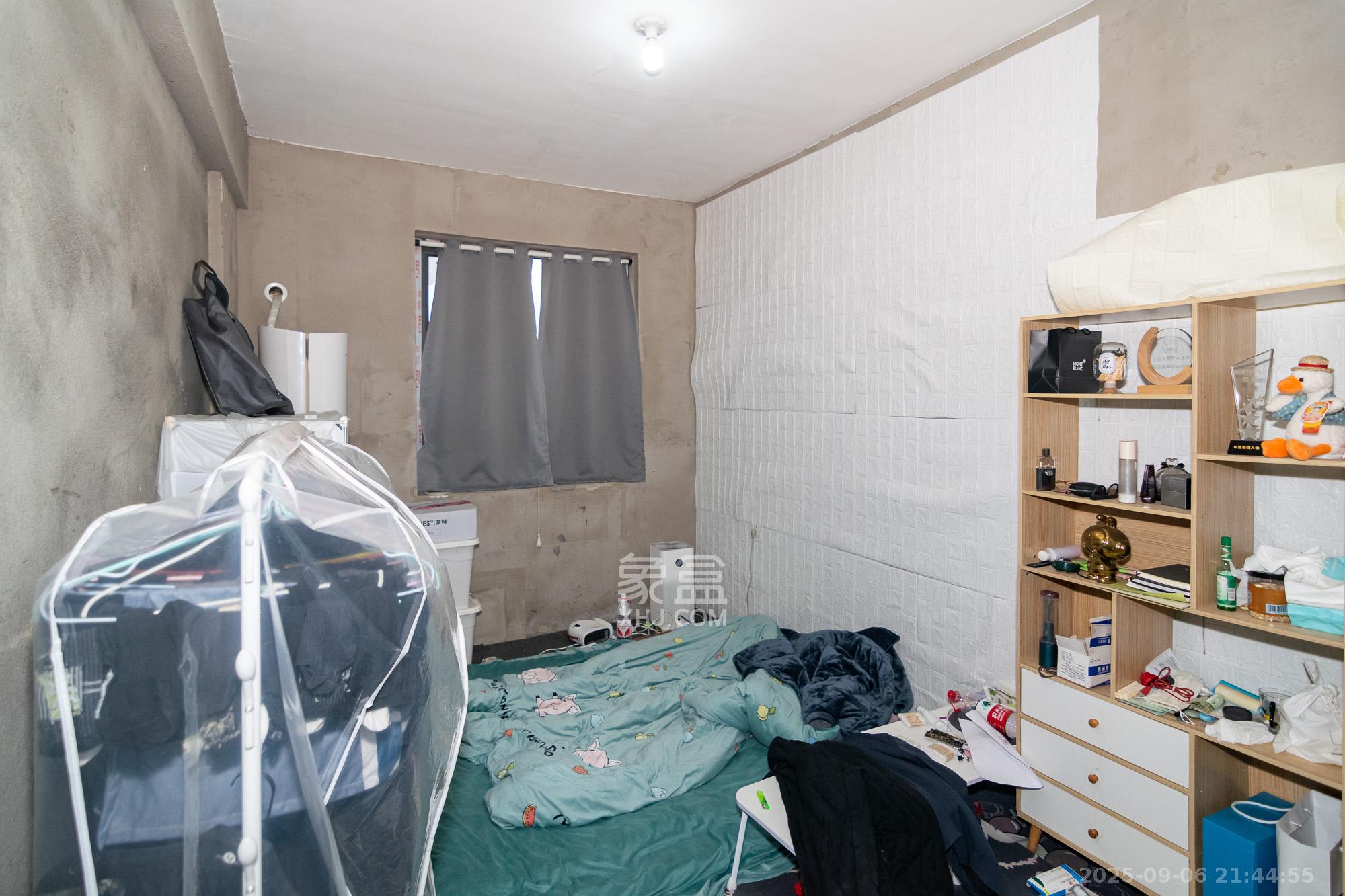 澳海望洲府  3室2厅2卫    59.8万 澳海望洲府  3室2厅2卫    59.8万卧室