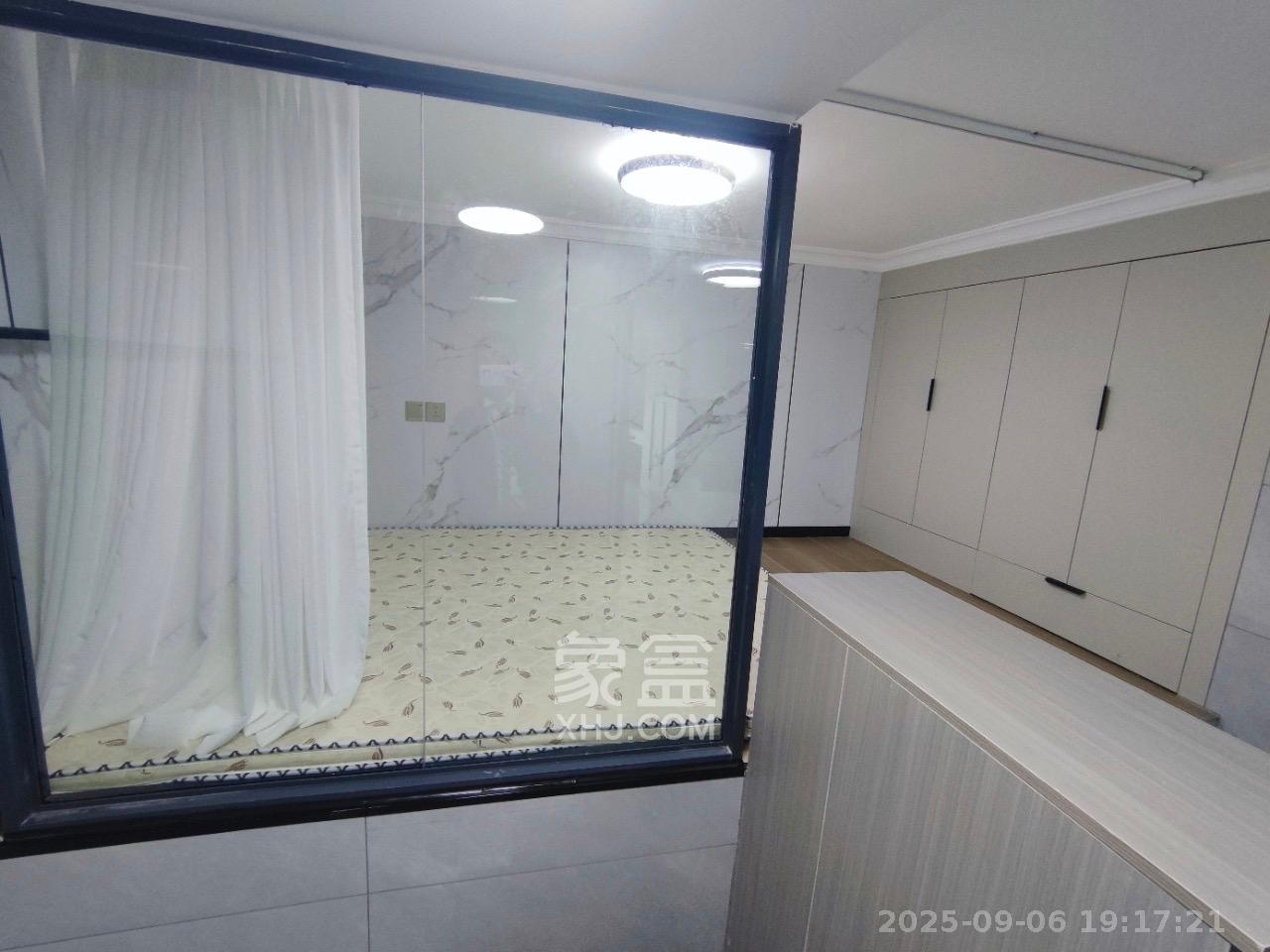 梅溪悦章  1室1厅1卫    1600.0元/月室内图