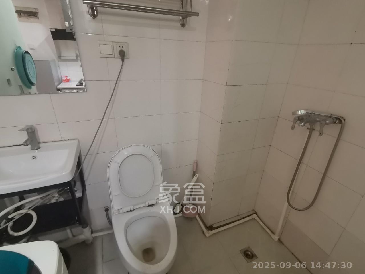 他城(天鸿时代公寓) 2室1厅1卫 1300.0元/月 他城(天鸿时代公寓) 2室1厅1卫 1300.0元/月室内图