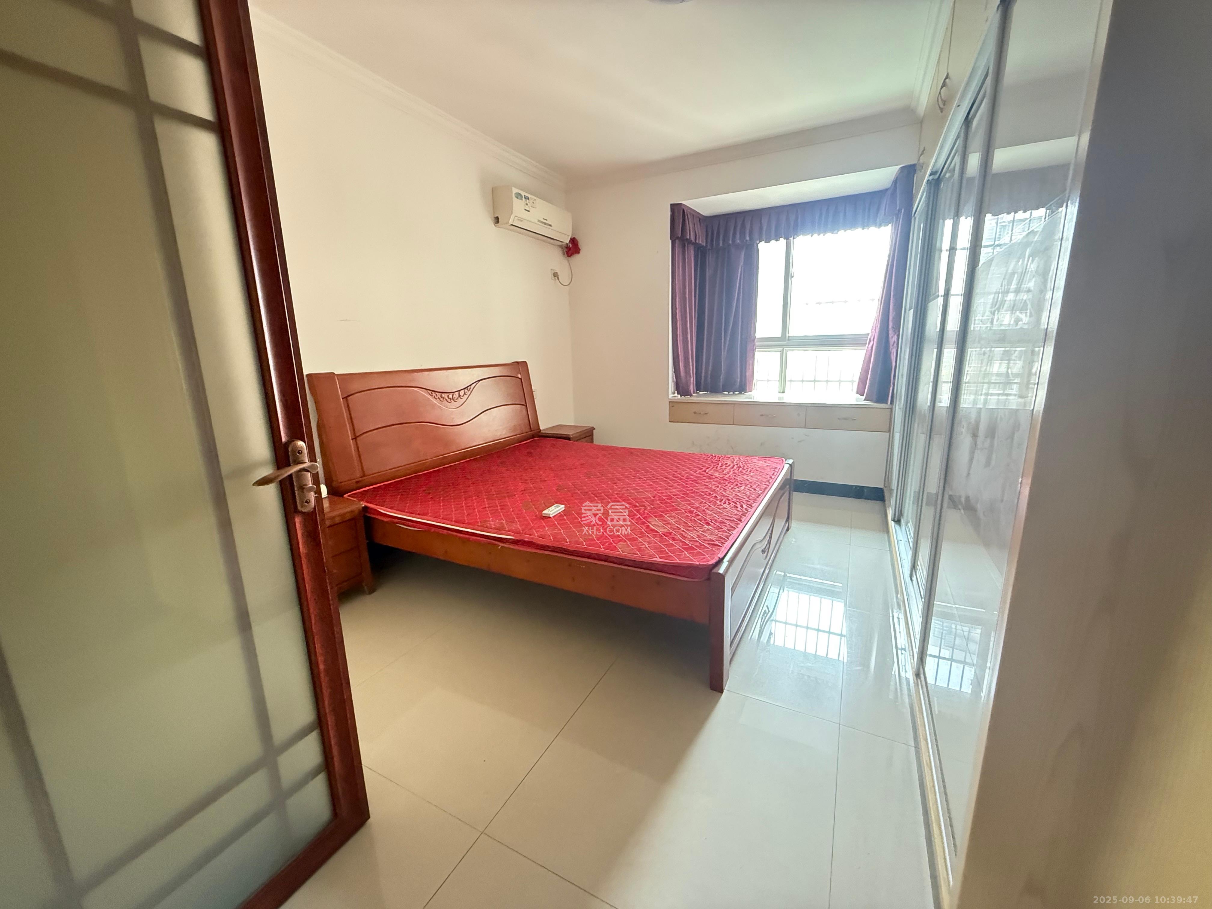 黎郡新宇太和园  3室1厅1卫    2400.0元/月室内图