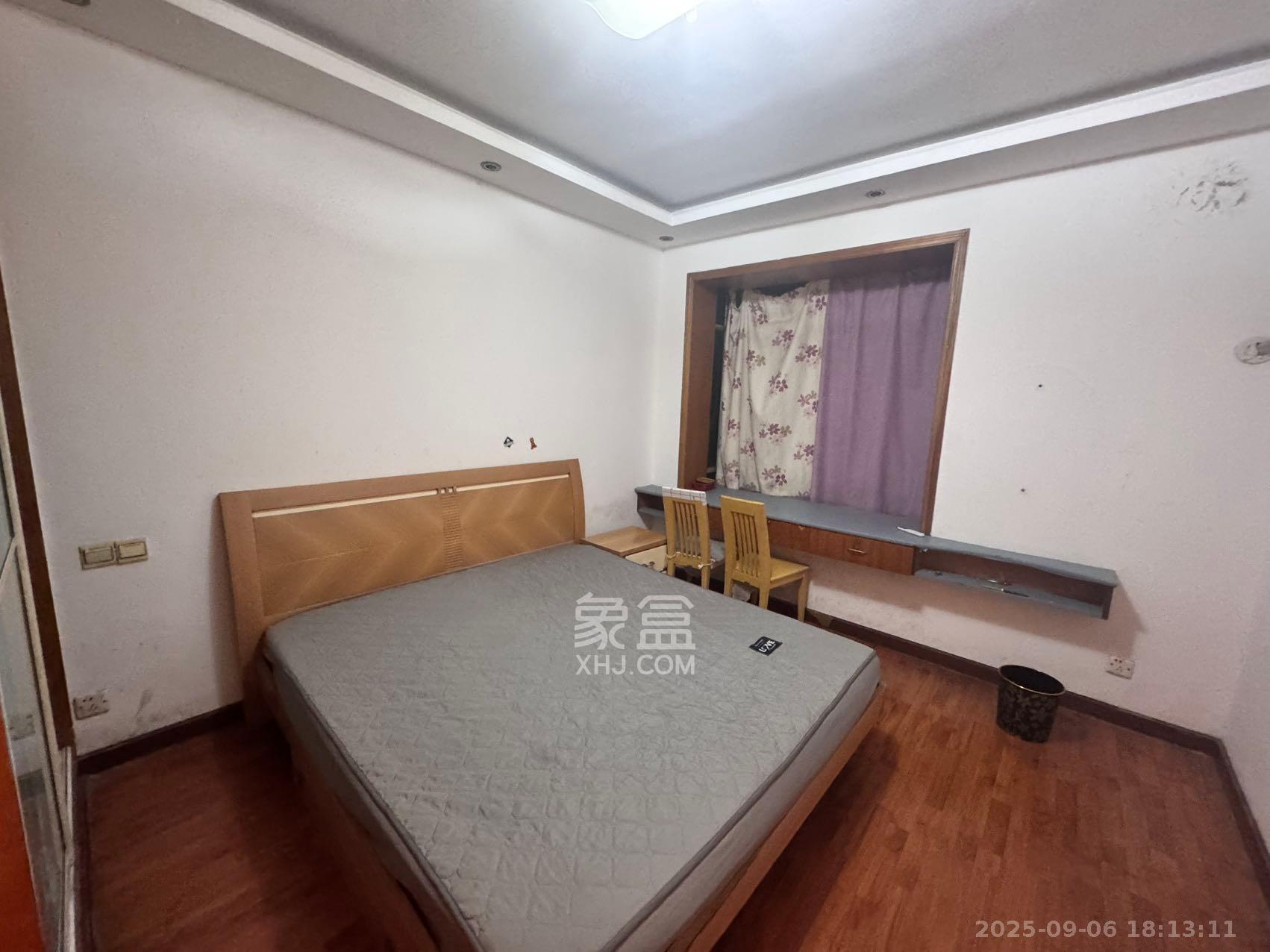 洞井一小区 3室2厅2卫 1600.0元/月 洞井一小区 3室2厅2卫 1600.0元/月室内图