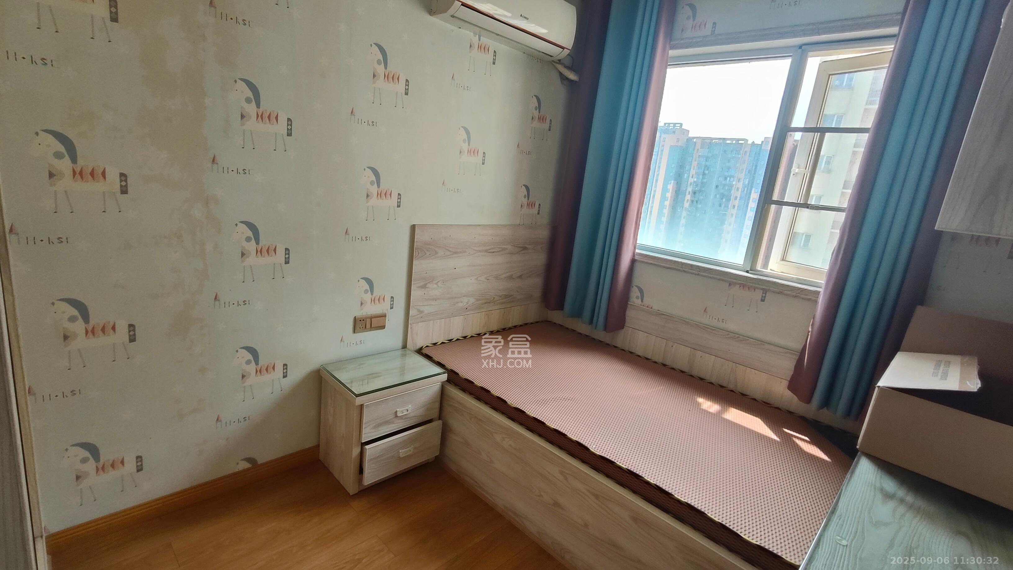 MOMA当代广场 3室2厅1卫 2200.0元/月 MOMA当代广场 3室2厅1卫 2200.0元/月室内图