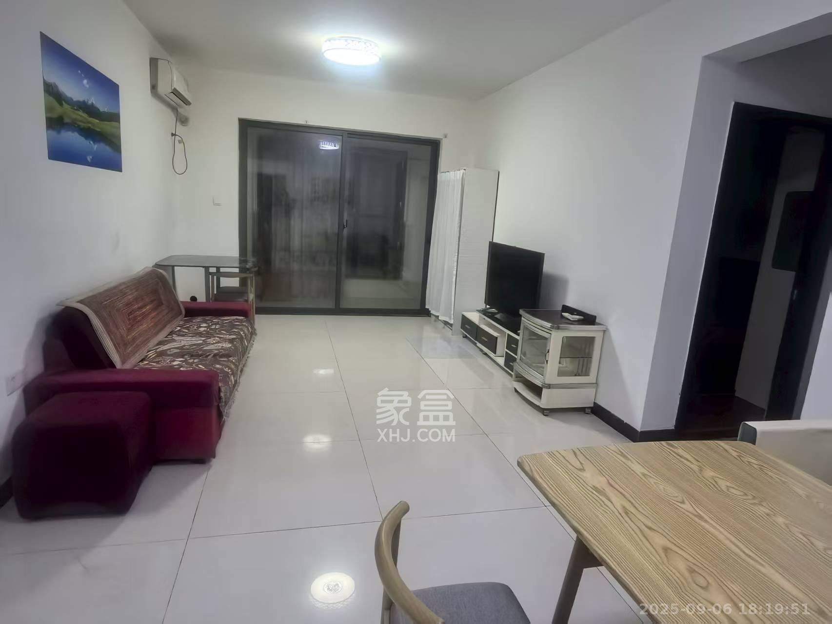 兰亭湾畔 2室1厅1卫 2300.0元/月 兰亭湾畔 2室1厅1卫 2300.0元/月室内图