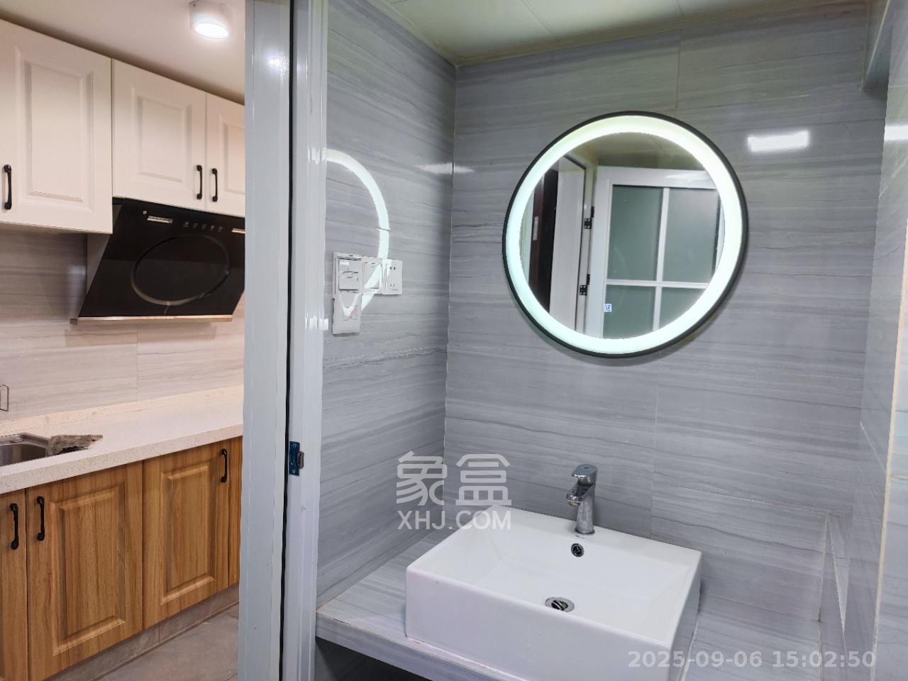 裕天国际商汇中心  2室1厅1卫    2200.0元/月室内图