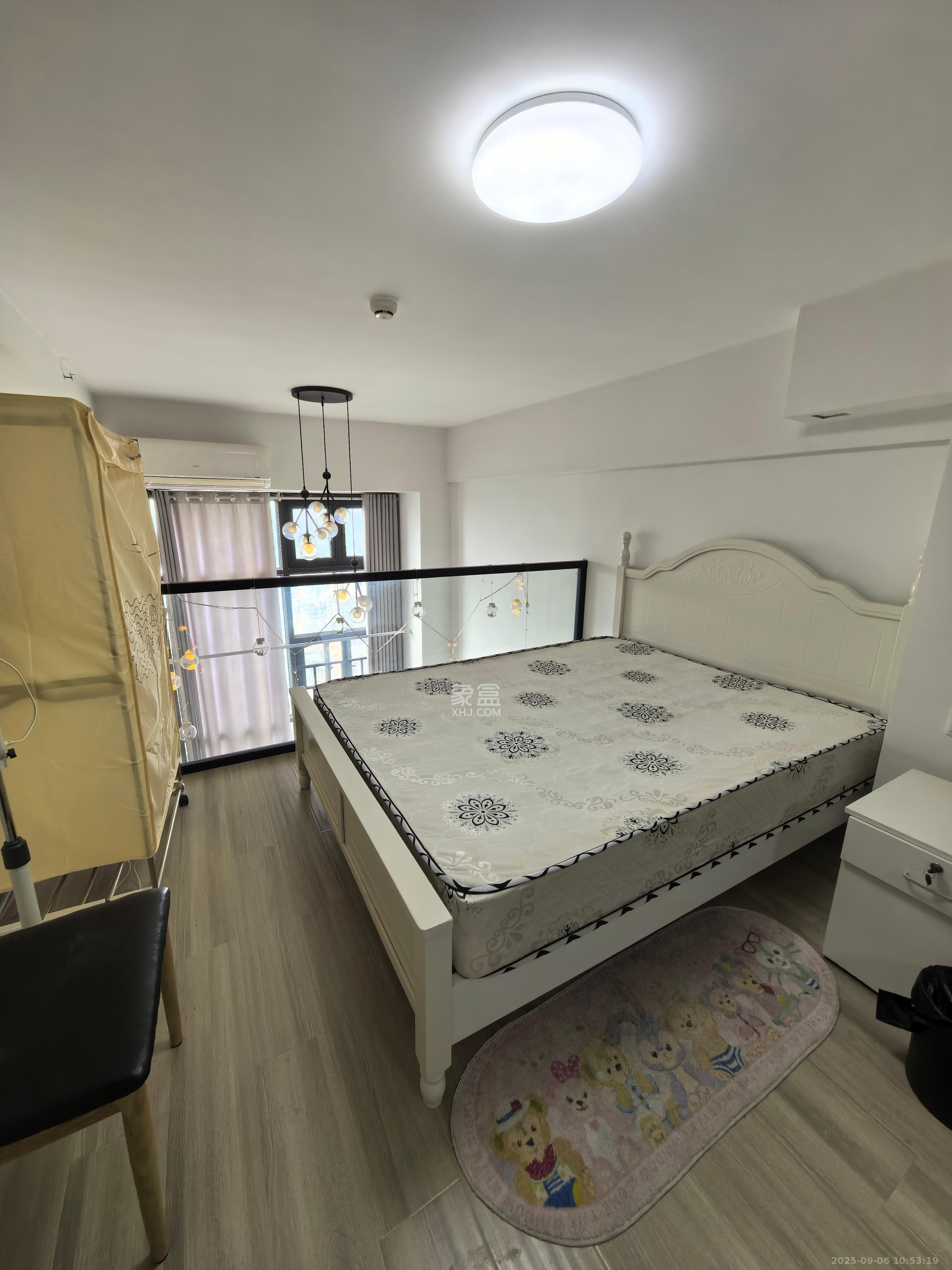 弘坤云寓  1室1厅1卫    2000.0元/月室内图