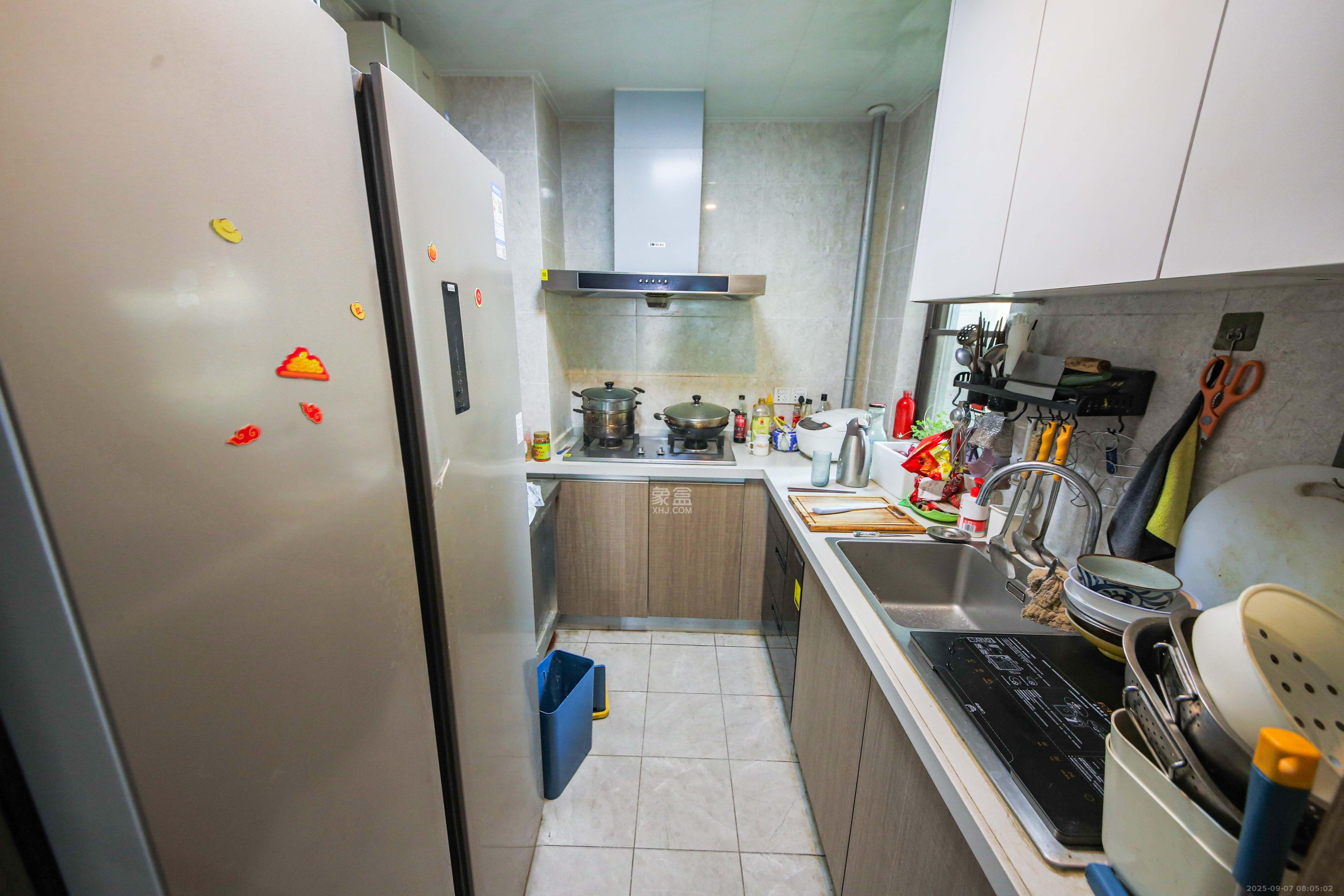 弘阳时光里  3室2厅1卫    3500.0元/月室内图