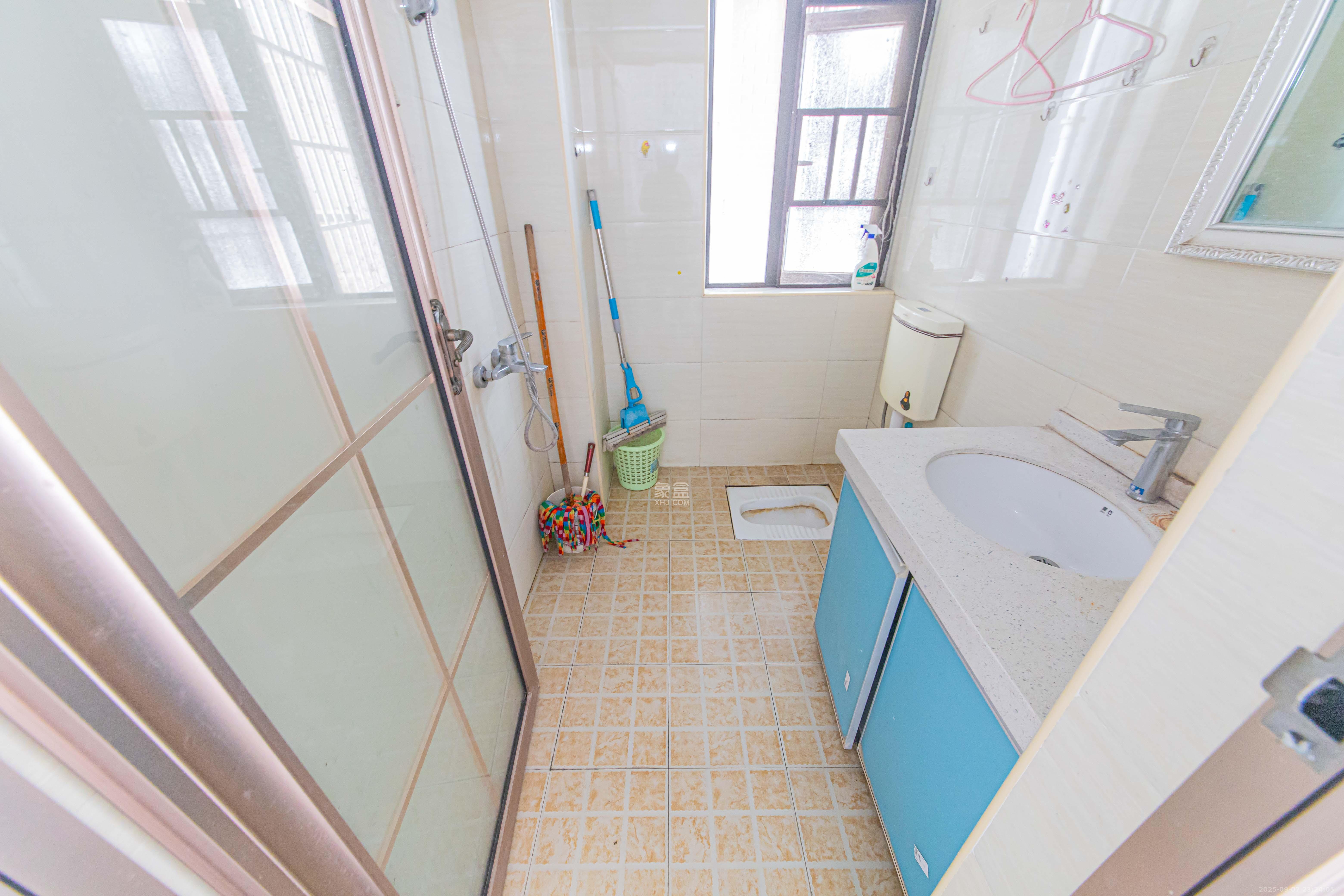 长城水郡  2室2厅1卫    60.0万 长城水郡  2室2厅1卫    60.0万卫生间